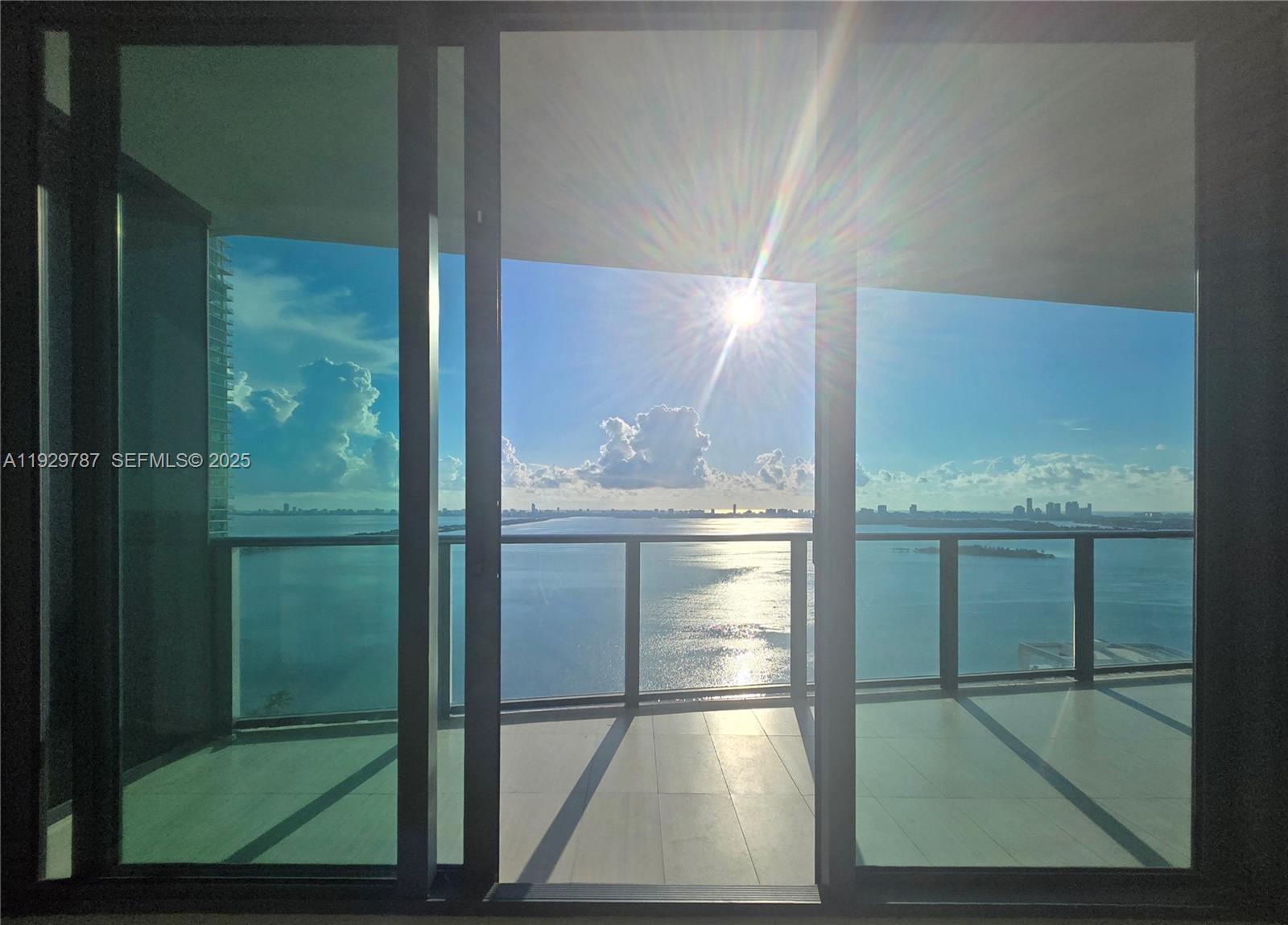 460 NE 28th St #2407, Miami FL 33137