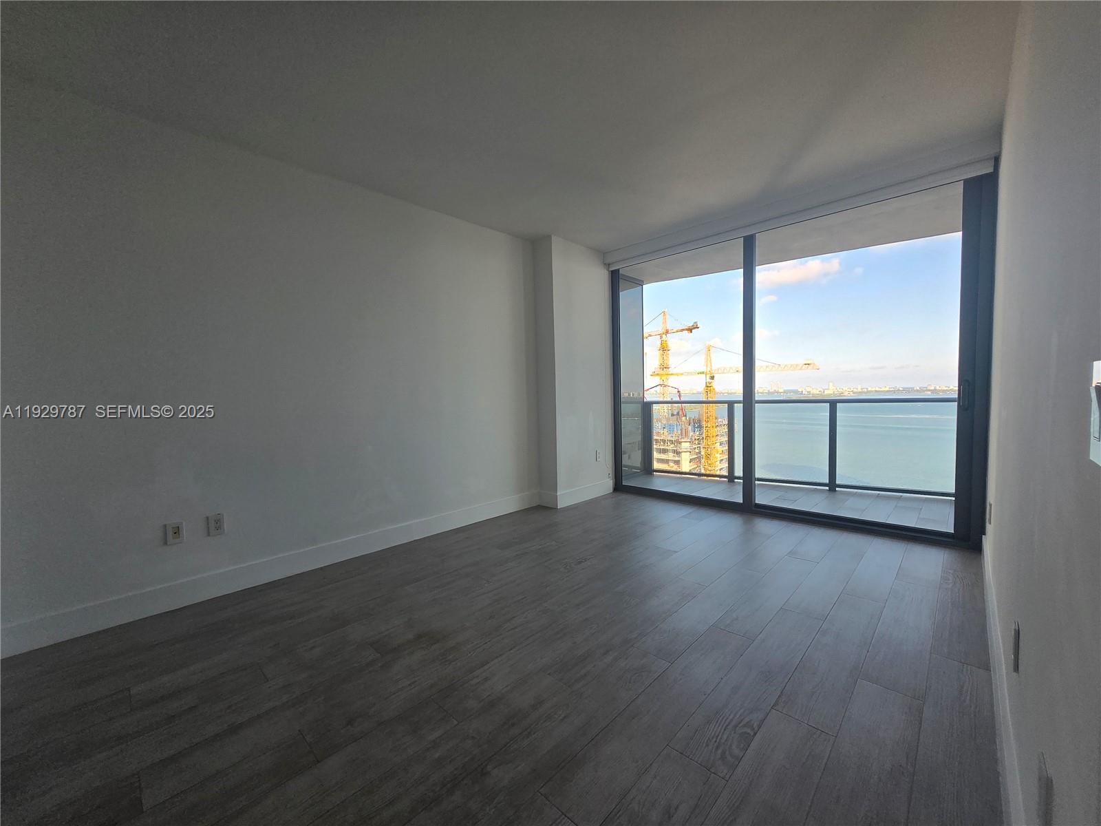 460 NE 28th St #2407, Miami FL 33137