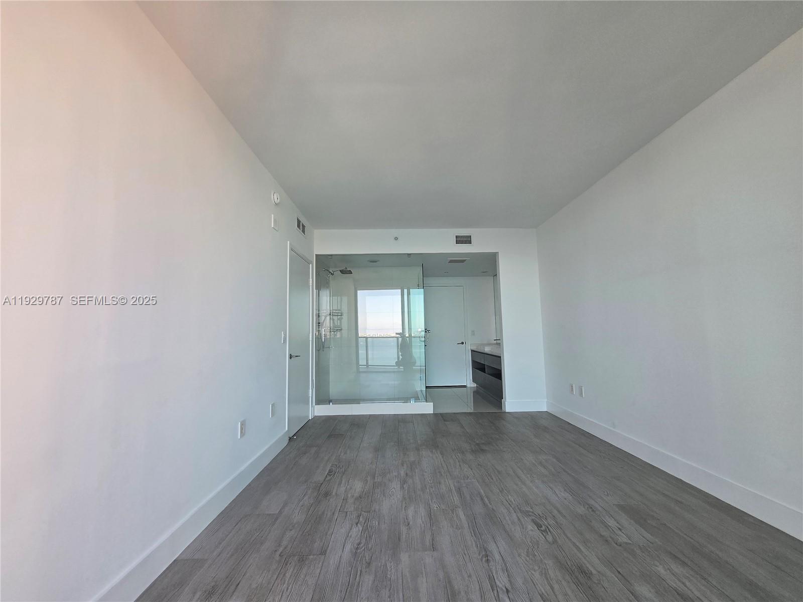 460 NE 28th St #2407, Miami FL 33137