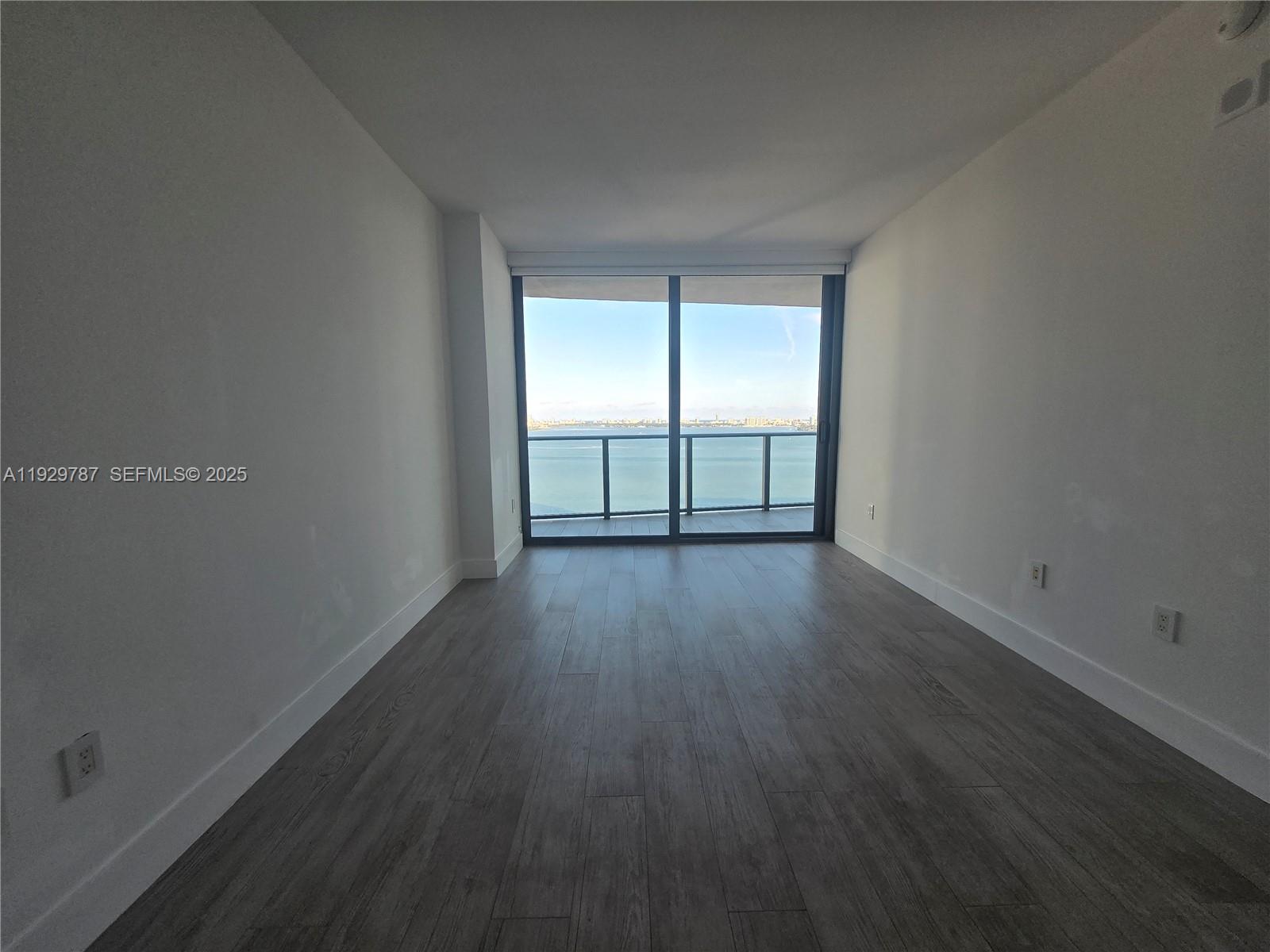 460 NE 28th St #2407, Miami FL 33137