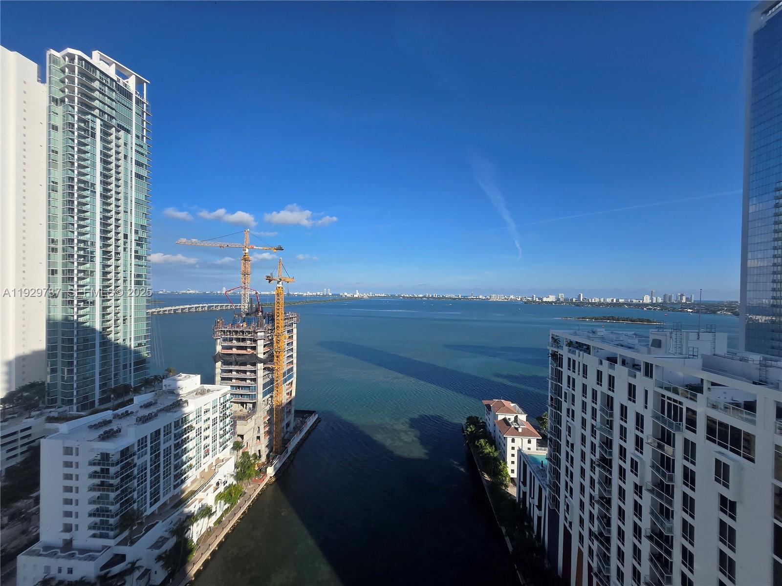 460 NE 28th St #2407, Miami FL 33137