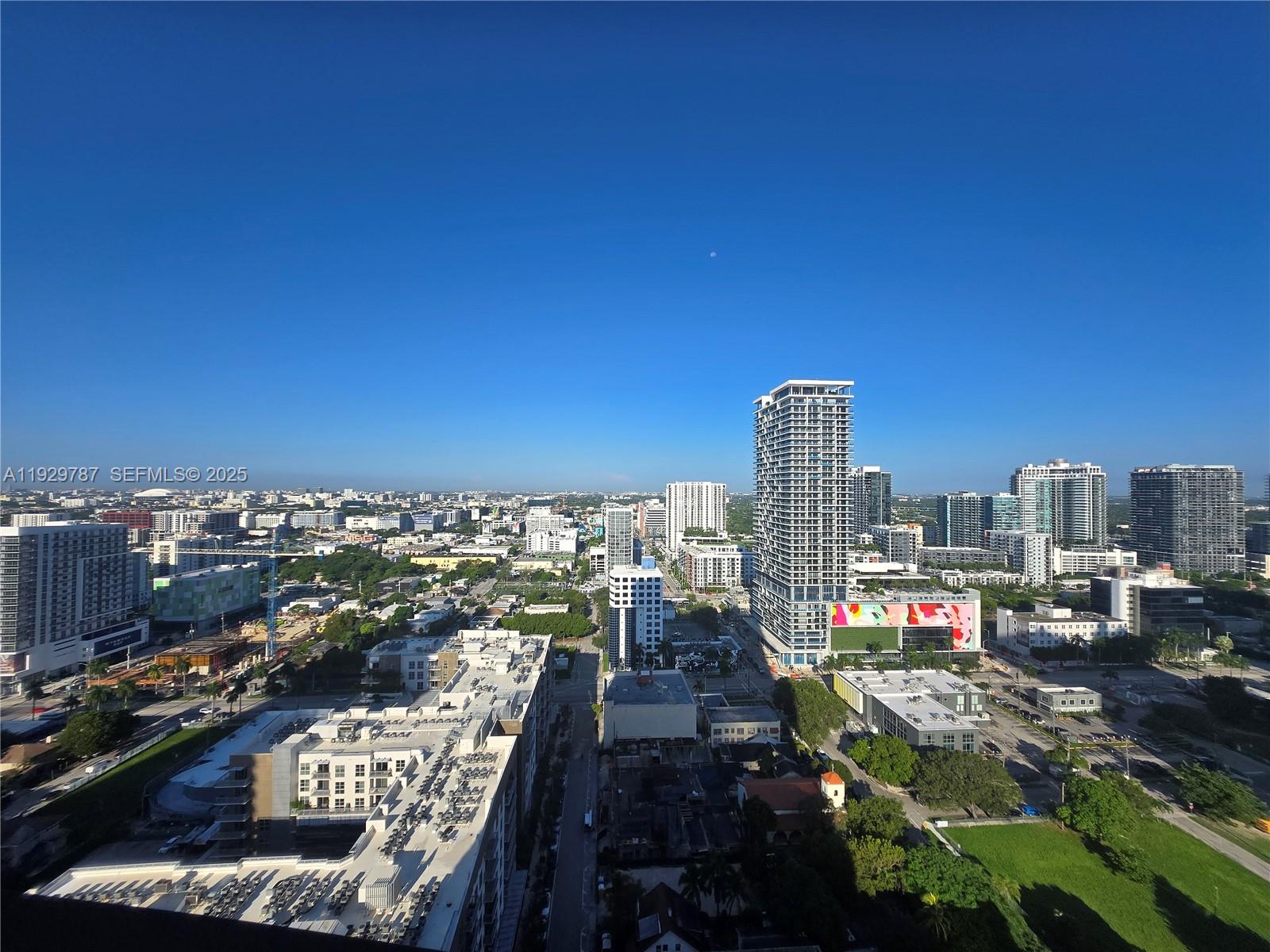 460 NE 28th St #2407, Miami FL 33137