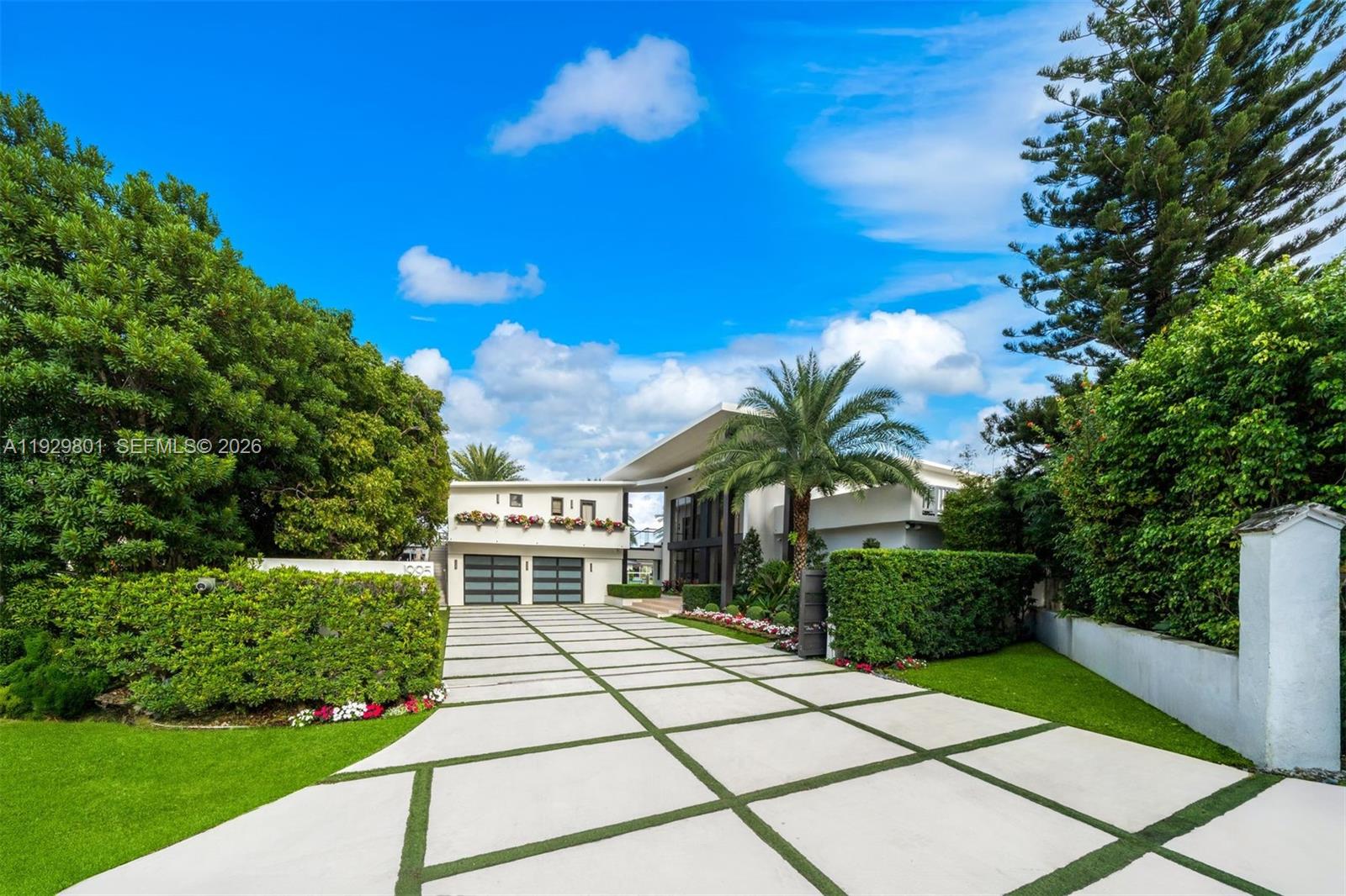 1995 NE 118th Rd, North Miami FL 33181