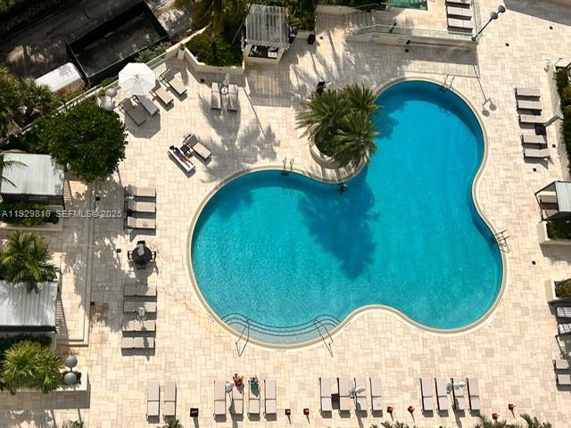 400 S Pointe Dr #2105, Miami Beach FL 33139