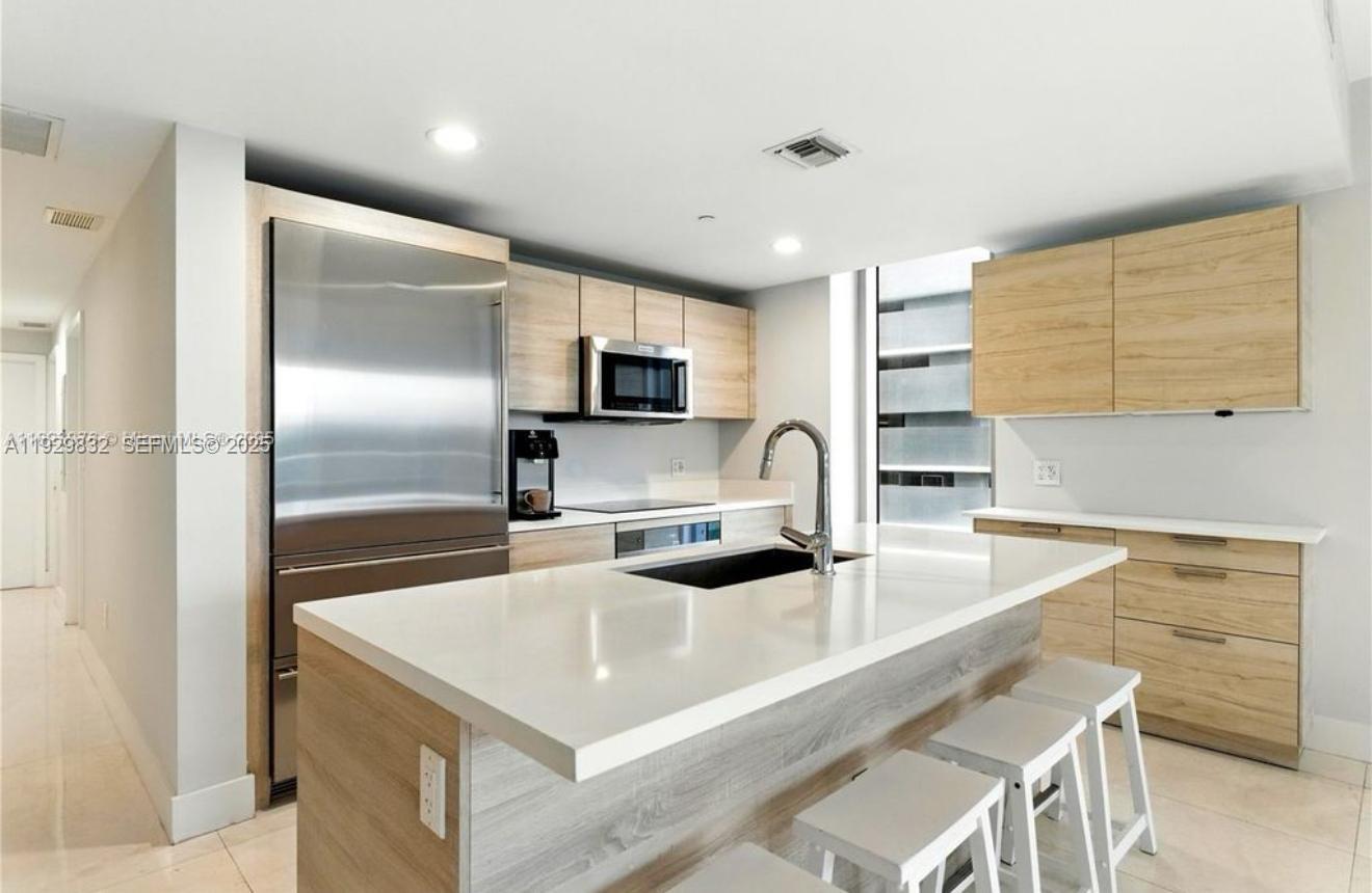 16385 Biscayne Blvd #301, North Miami Beach FL 33160