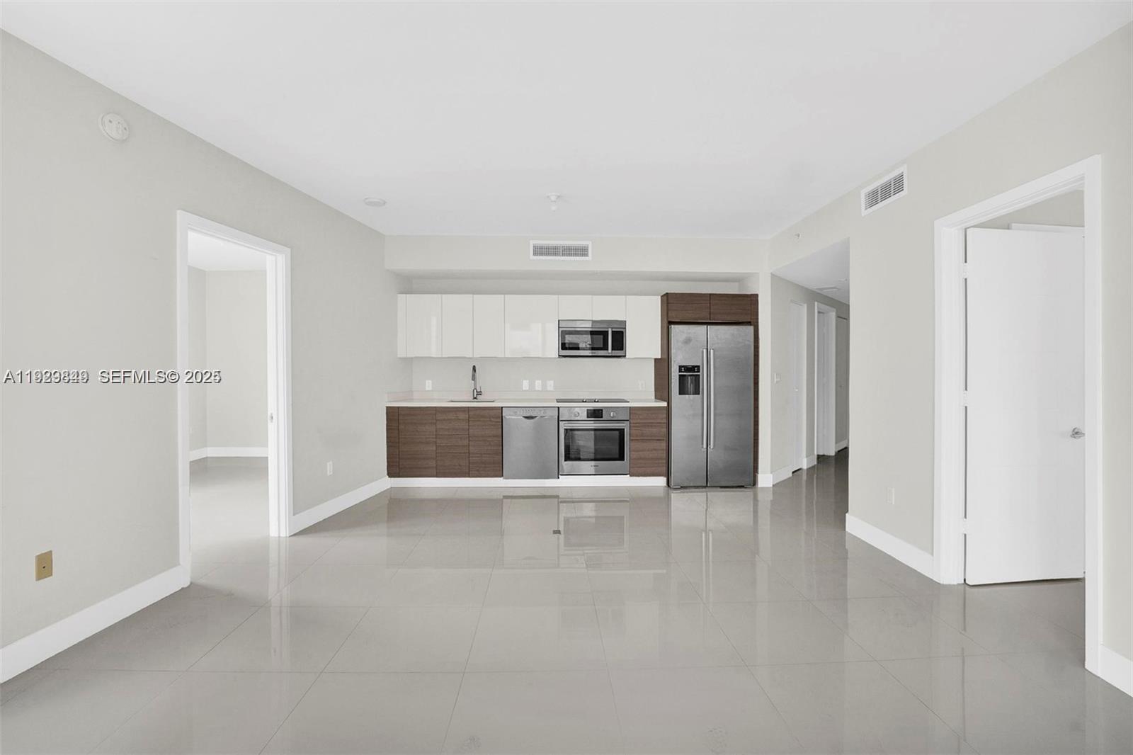 1010 SW 2nd Ave #1804, Miami FL 33130