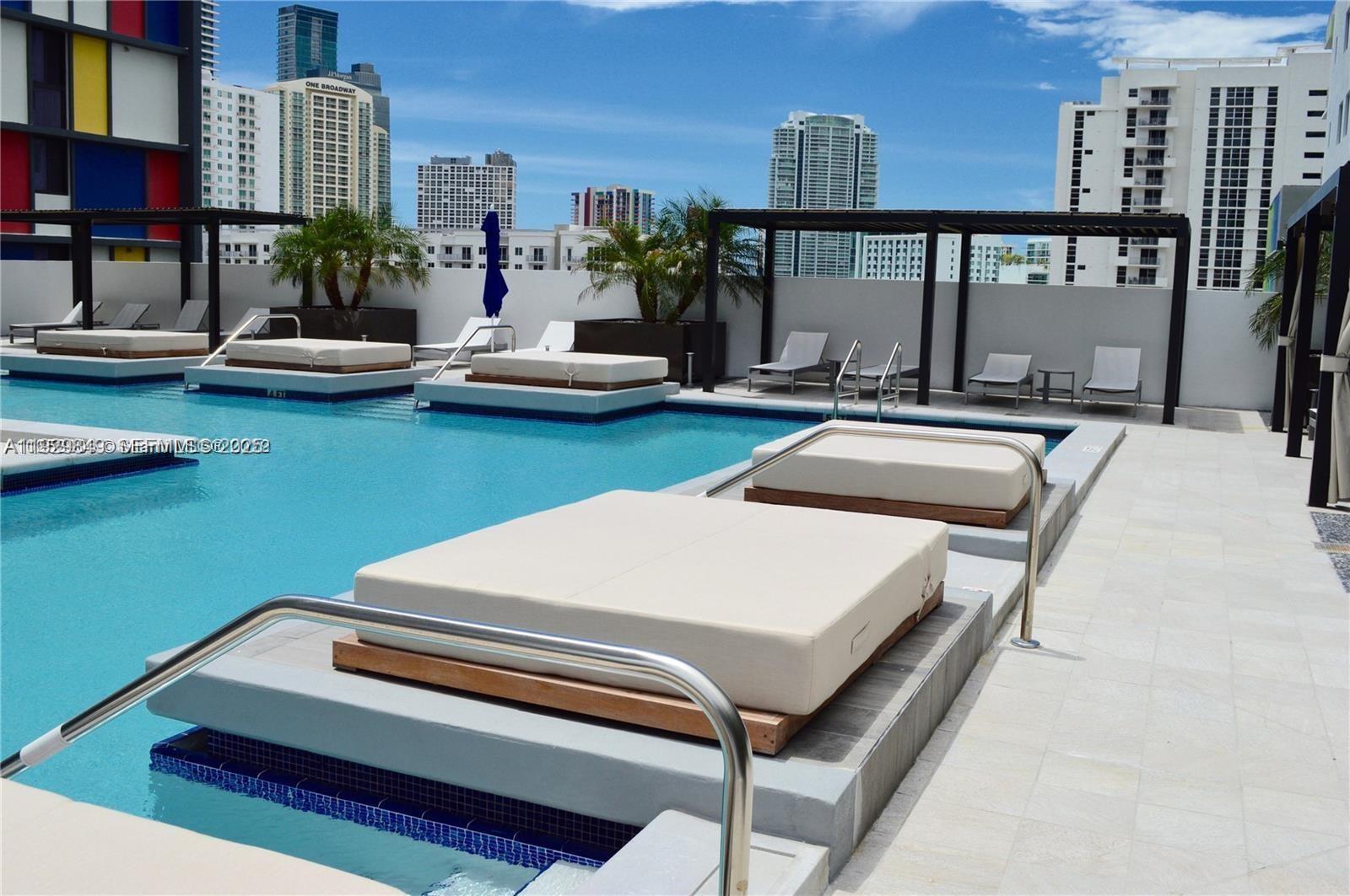 1010 SW 2nd Ave #1804, Miami FL 33130