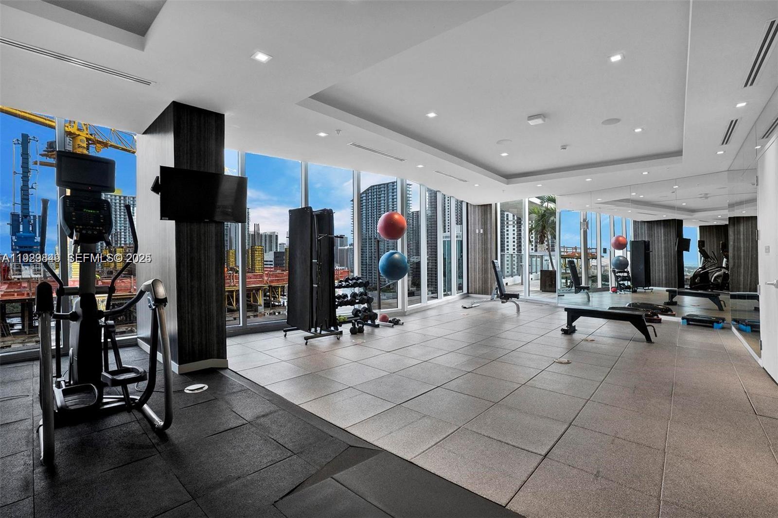 1010 SW 2nd Ave #1804, Miami FL 33130