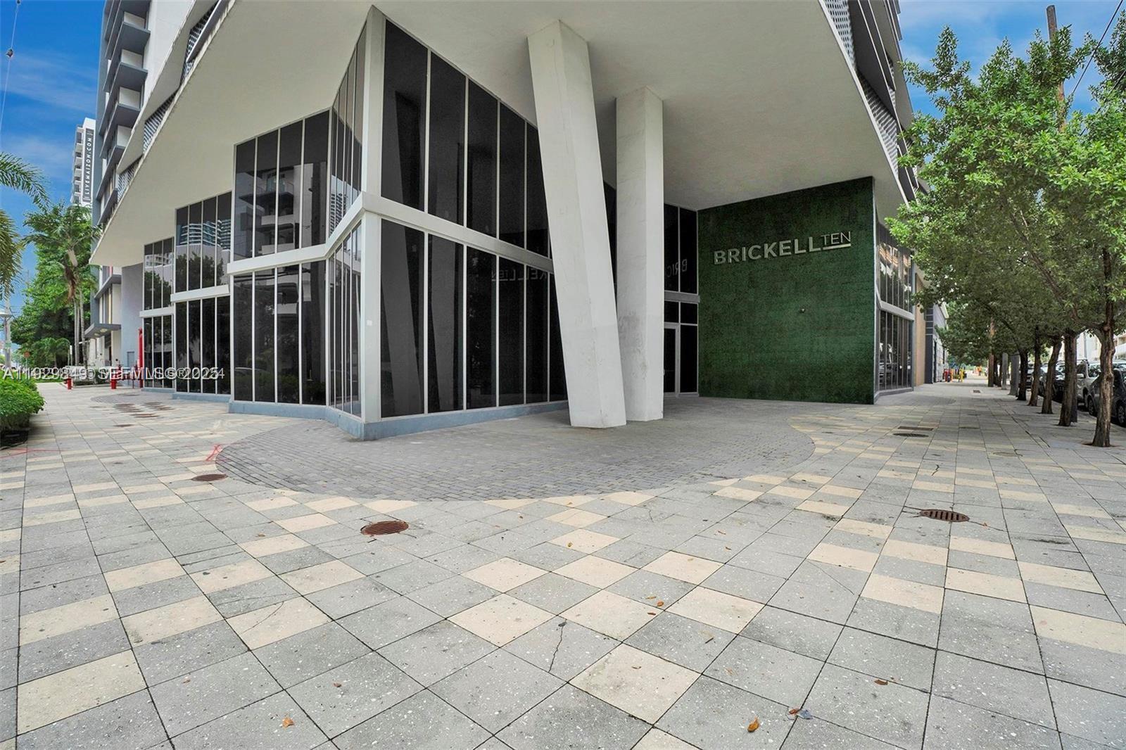 1010 SW 2nd Ave #1804, Miami FL 33130