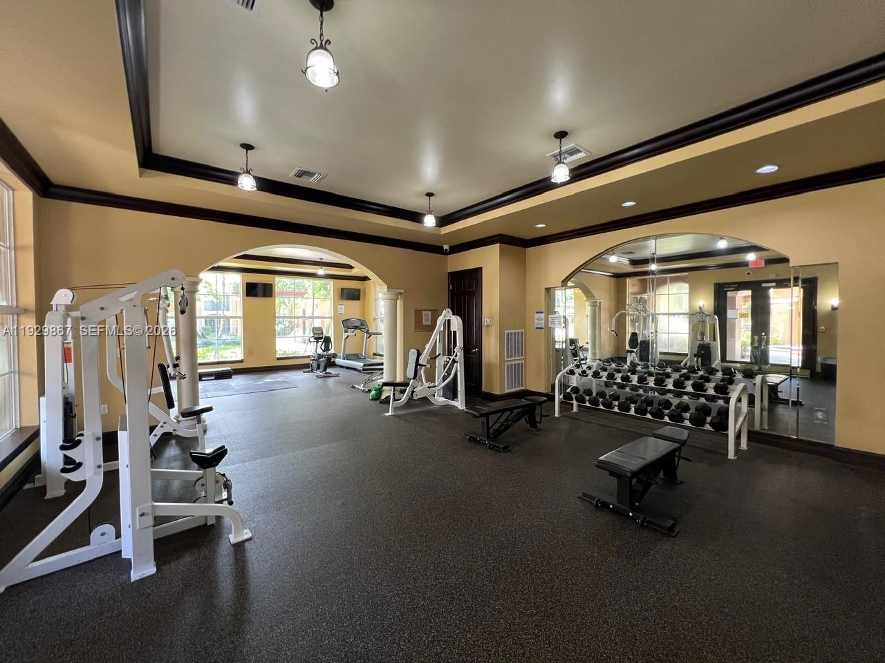 8000 N Nob Hill Rd #204, Tamarac FL 33321