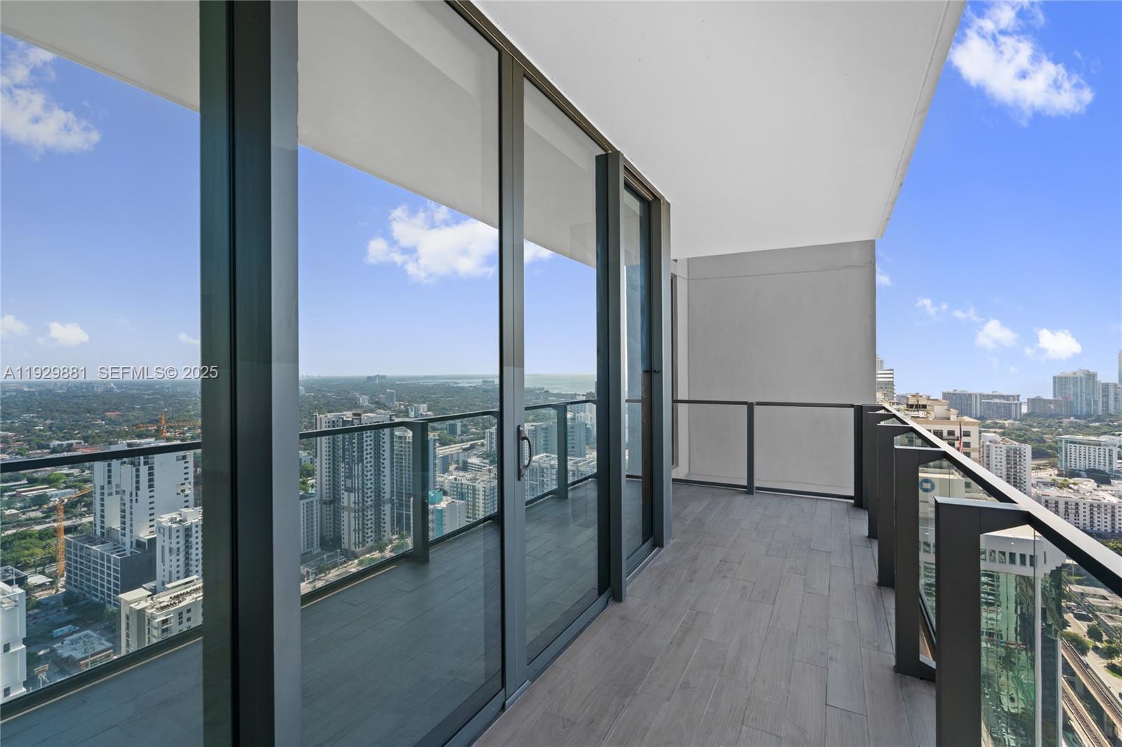 88 SW 7th St #3608, Miami FL 33130