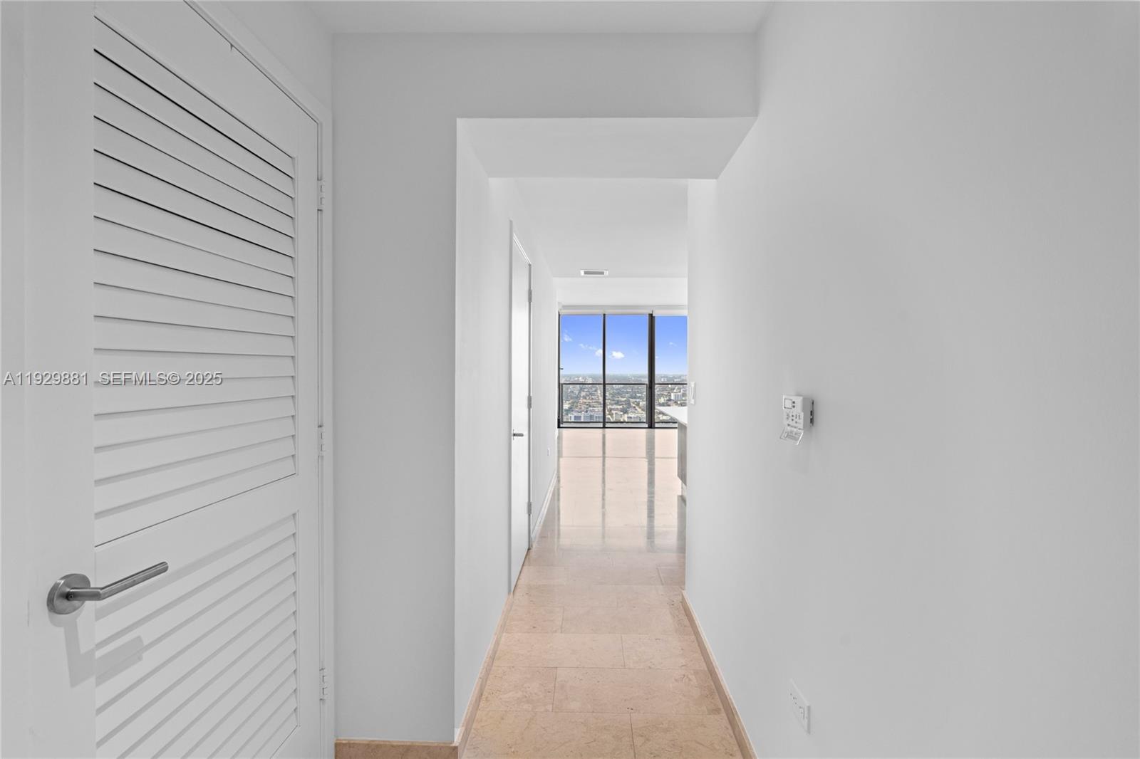 88 SW 7th St #3608, Miami FL 33130