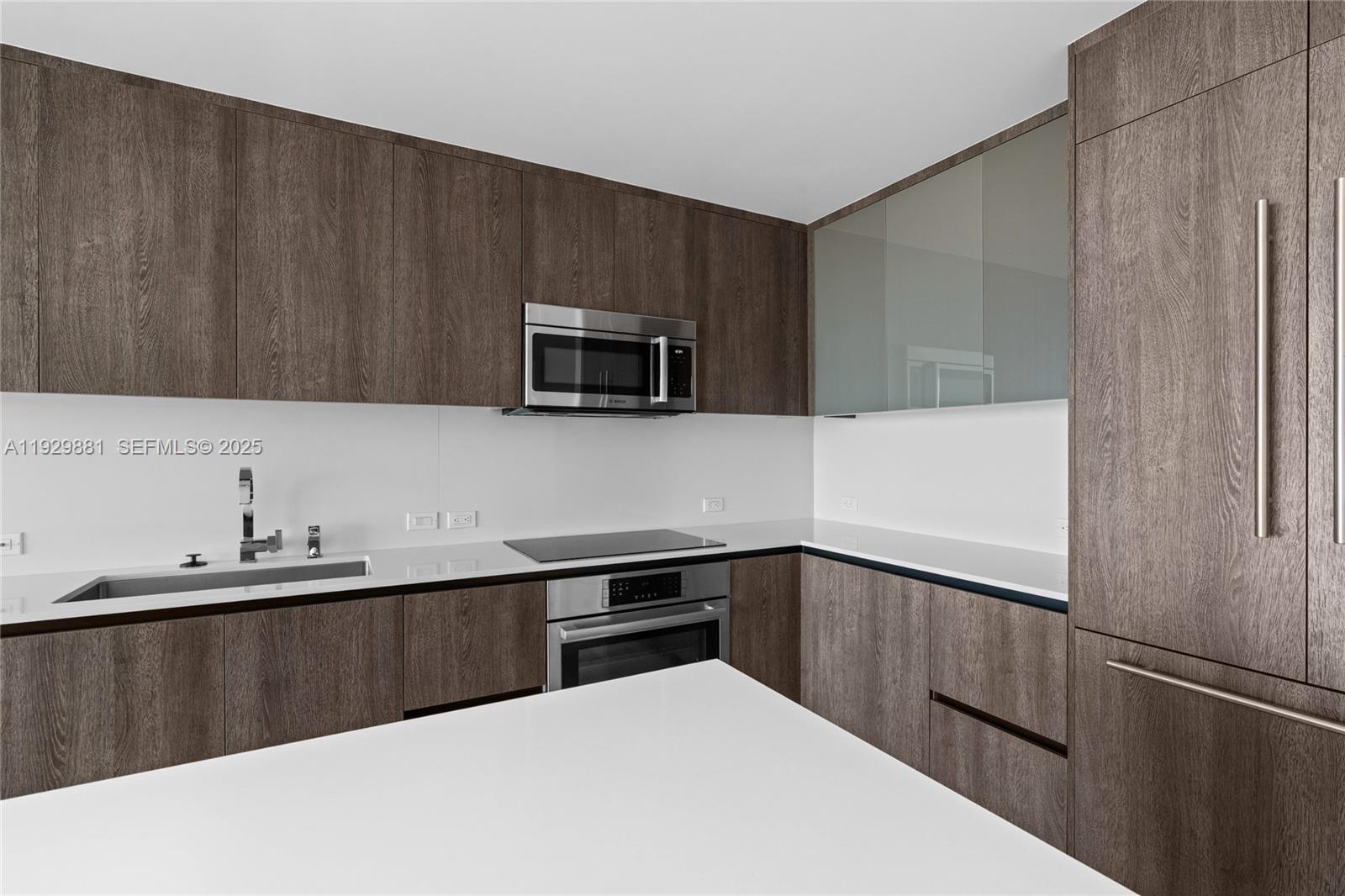 88 SW 7th St #3608, Miami FL 33130