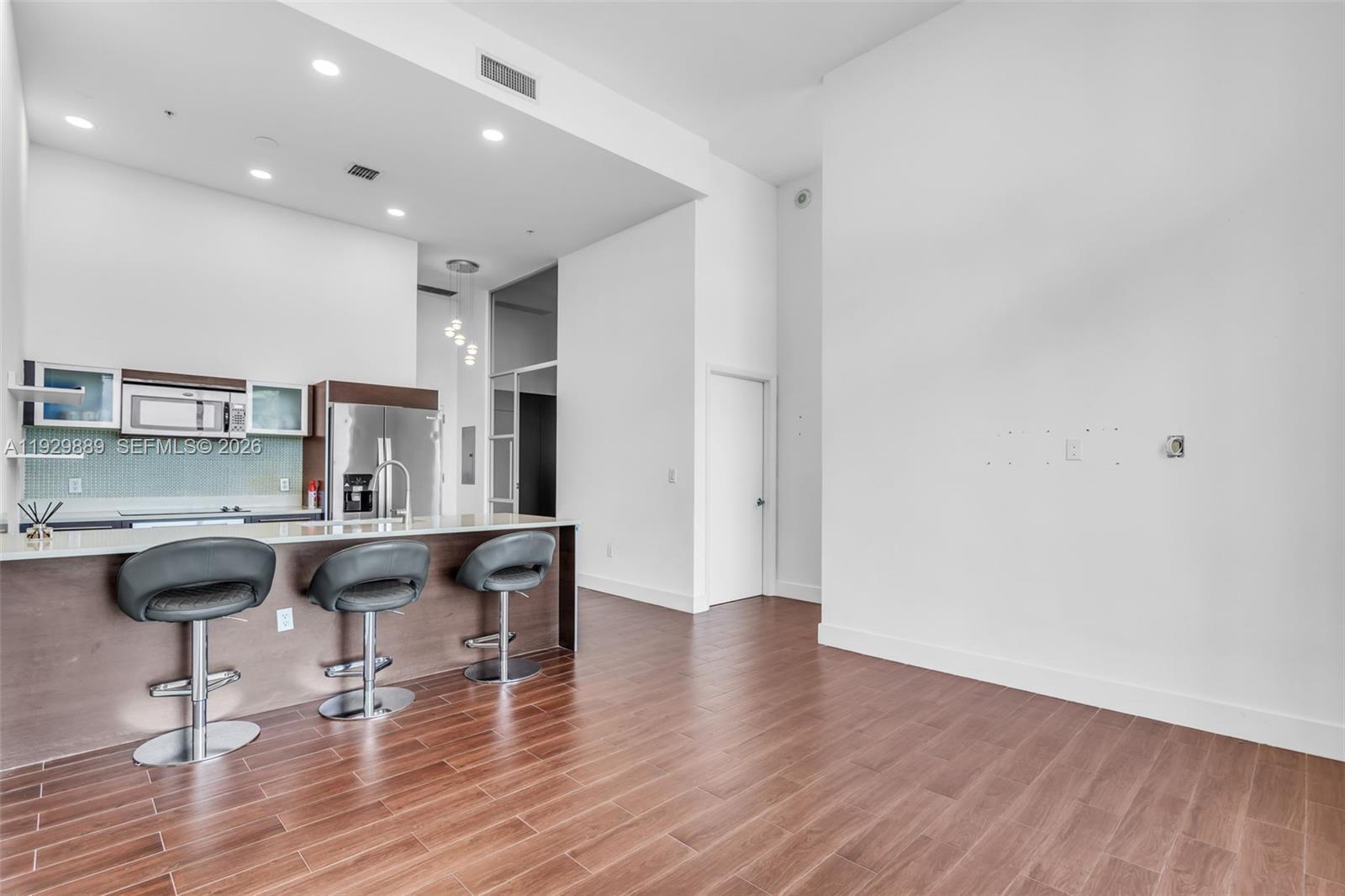 1900 N Bayshore Dr #604, Miami FL 33132