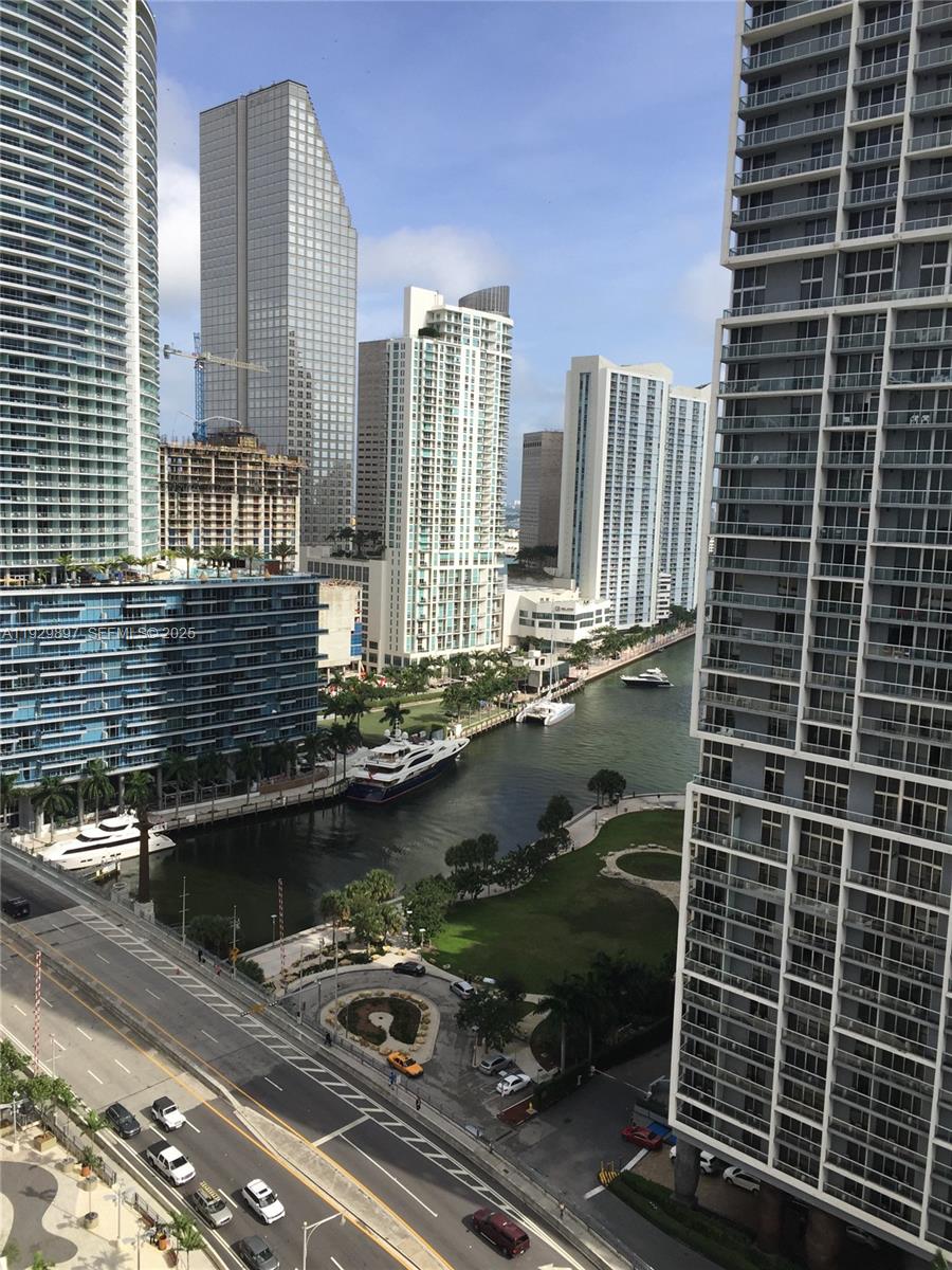 500 Brickell Ave #2303, Miami FL 33131