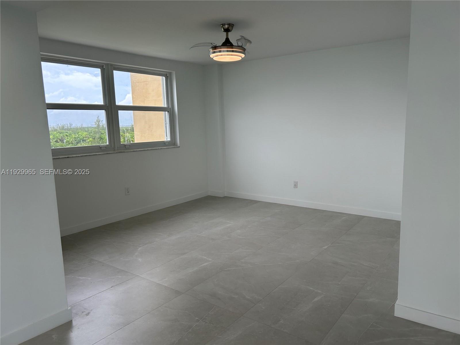 177 Ocean Lane Dr #715, Key Biscayne FL 33149