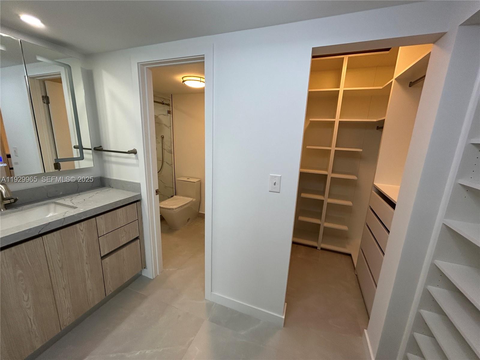 177 Ocean Lane Dr #715, Key Biscayne FL 33149