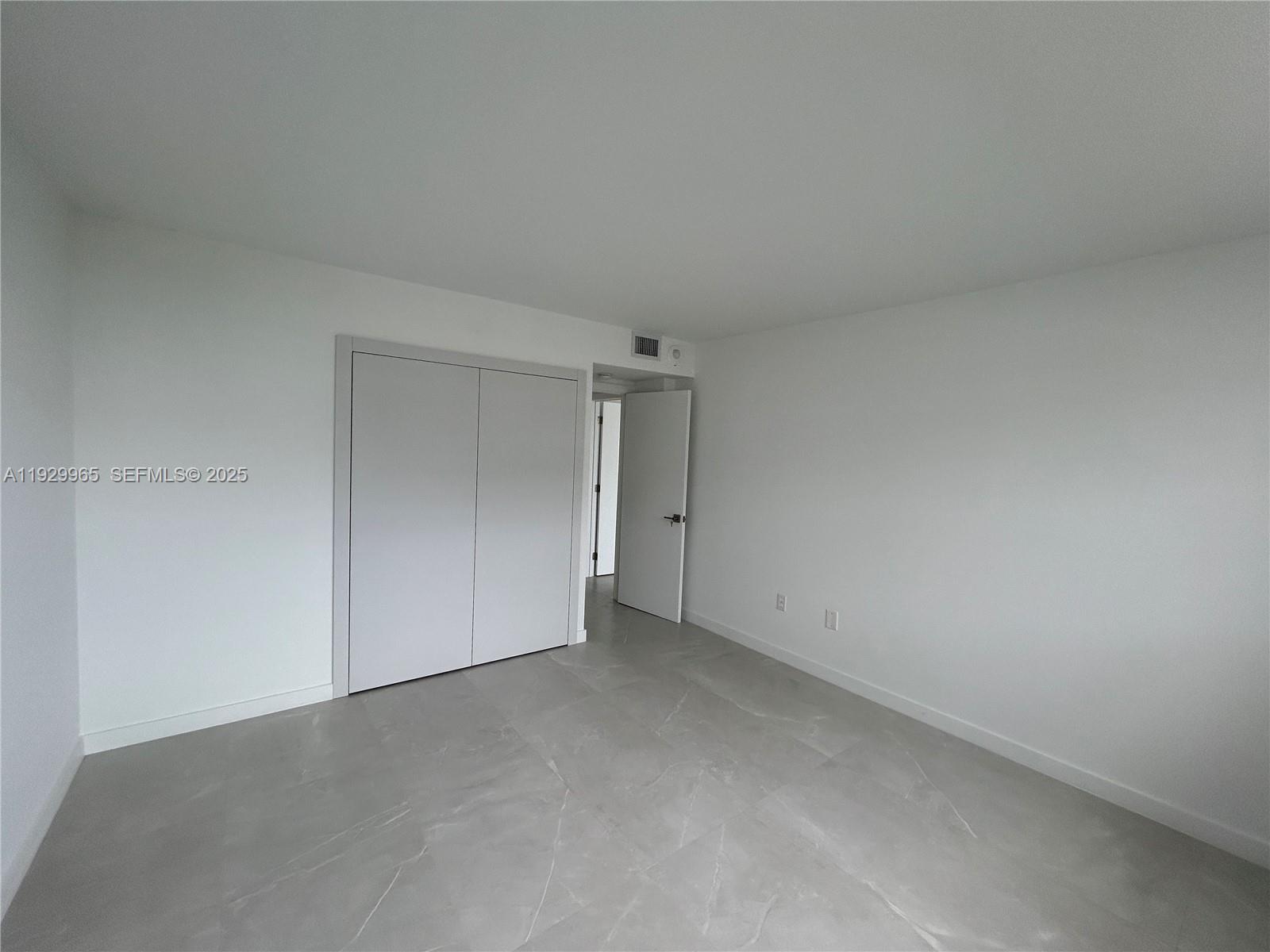 177 Ocean Lane Dr #715, Key Biscayne FL 33149