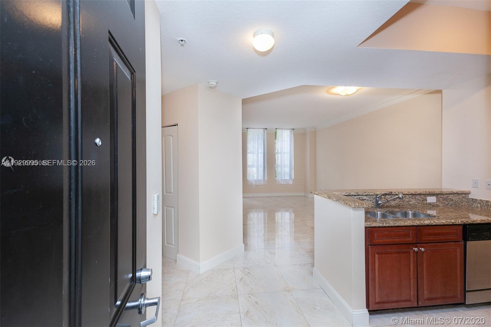 3001 NE 185th St #118, Aventura FL 33180