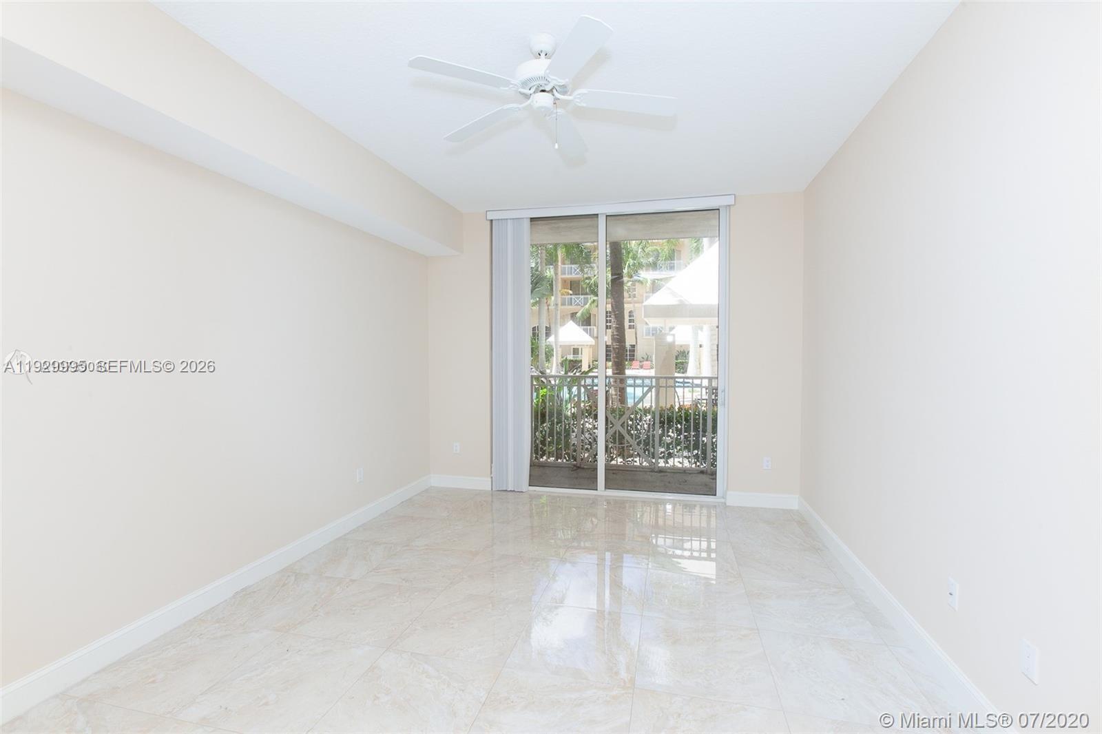 3001 NE 185th St #118, Aventura FL 33180