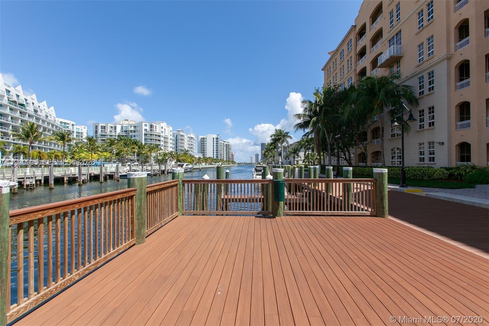 3001 NE 185th St #118, Aventura FL 33180