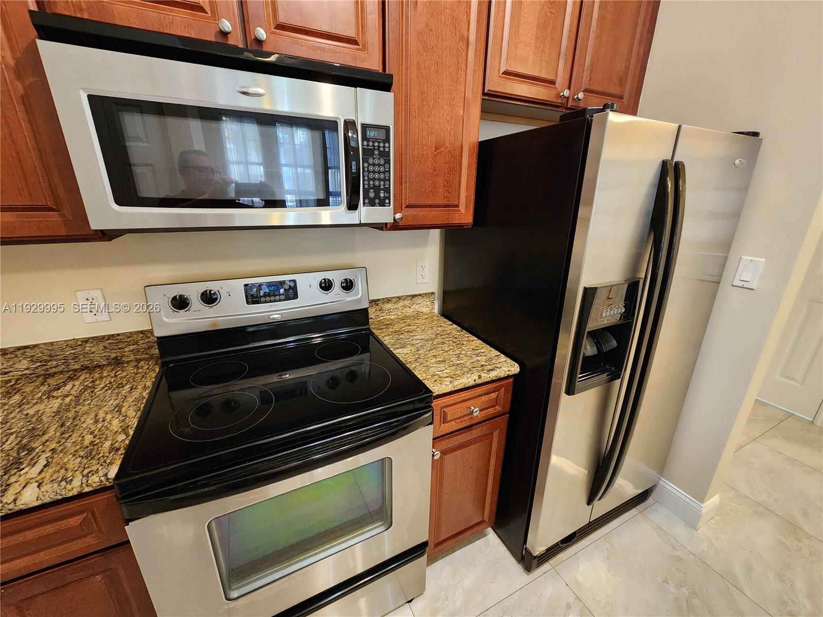 3001 NE 185th St #118, Aventura FL 33180