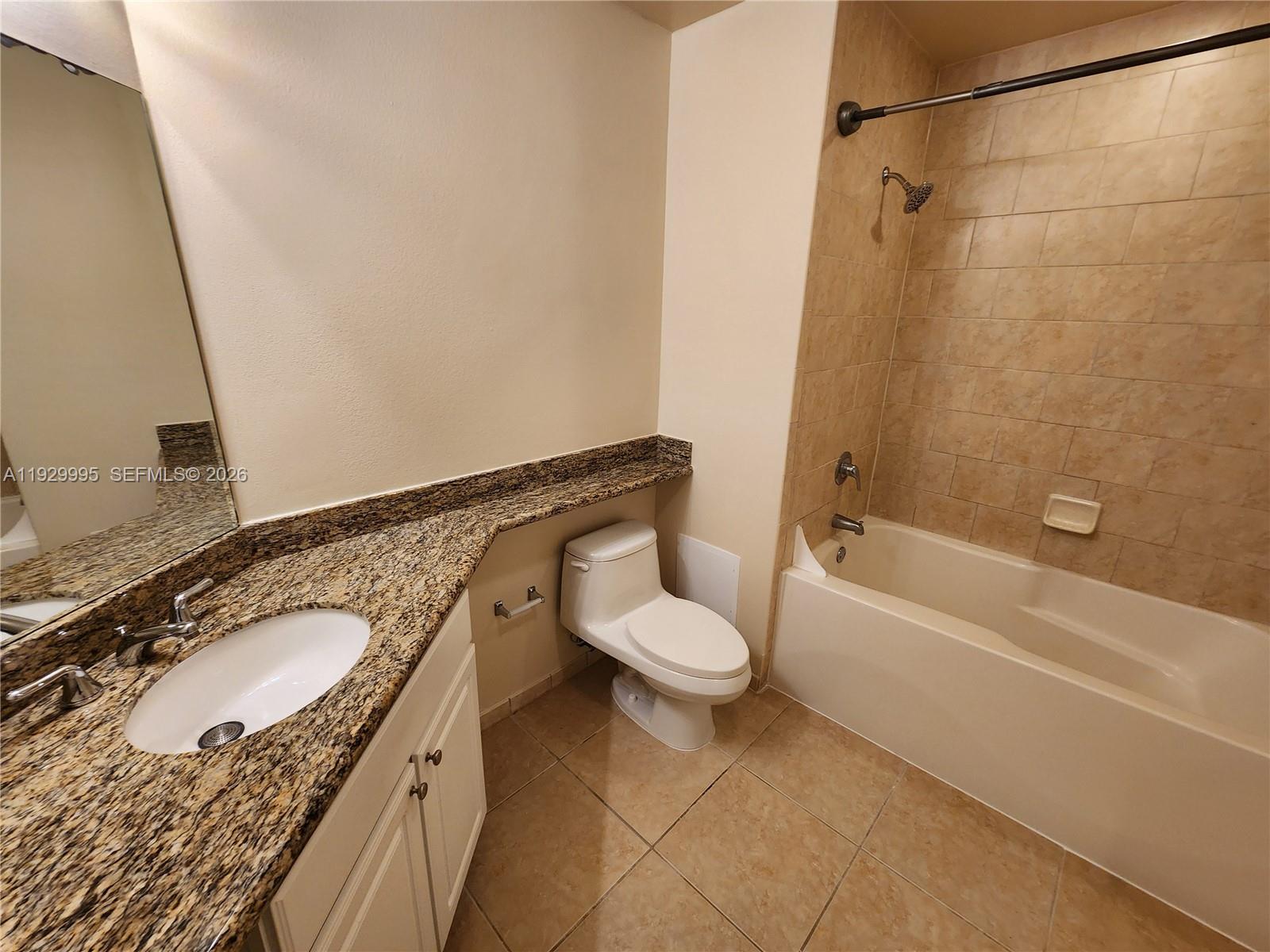 3001 NE 185th St #118, Aventura FL 33180