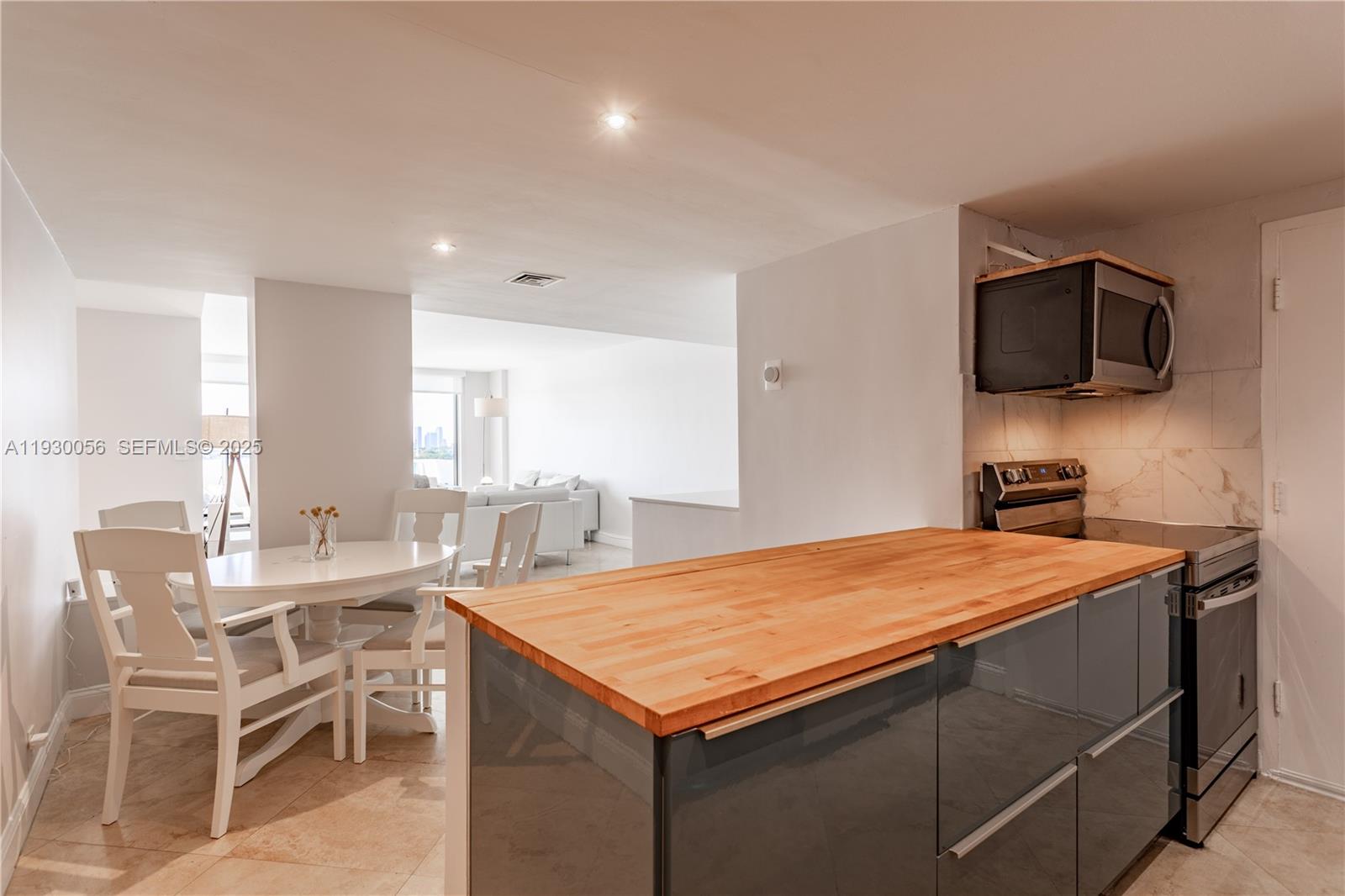 1200 West Ave #526, Miami Beach FL 33139