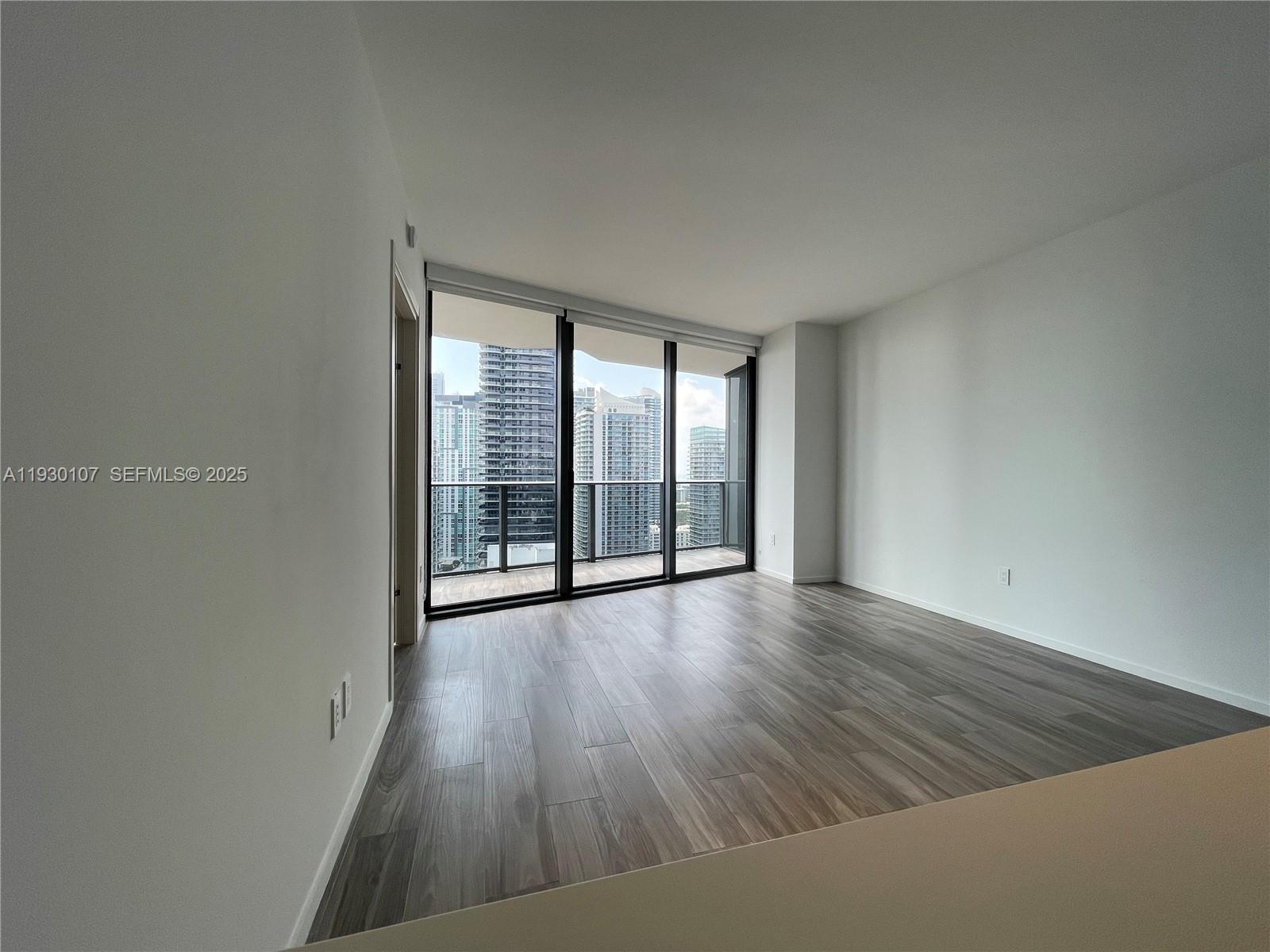 801 S Miami Ave #3303, Miami FL 33130
