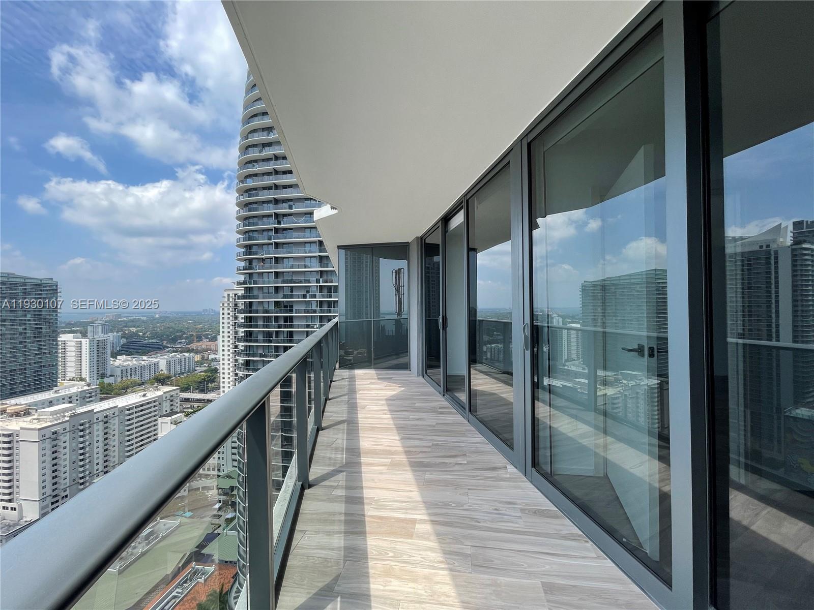 801 S Miami Ave #3303, Miami FL 33130