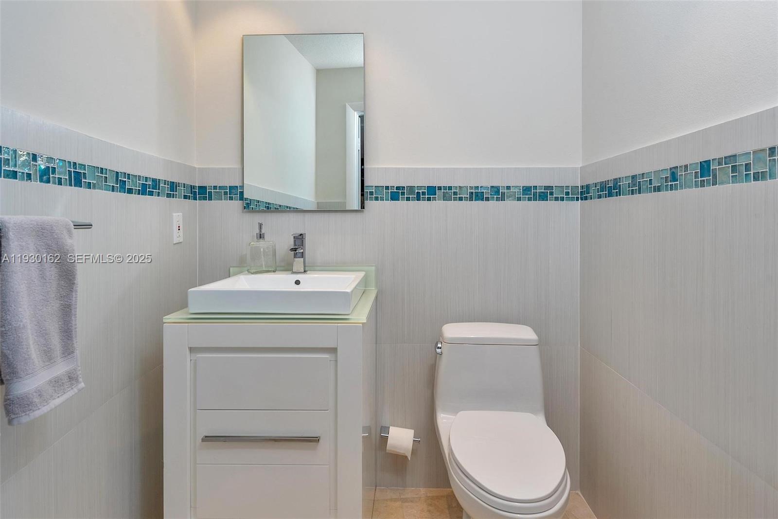 6515 Collins Ave #1110, Miami Beach FL 33141