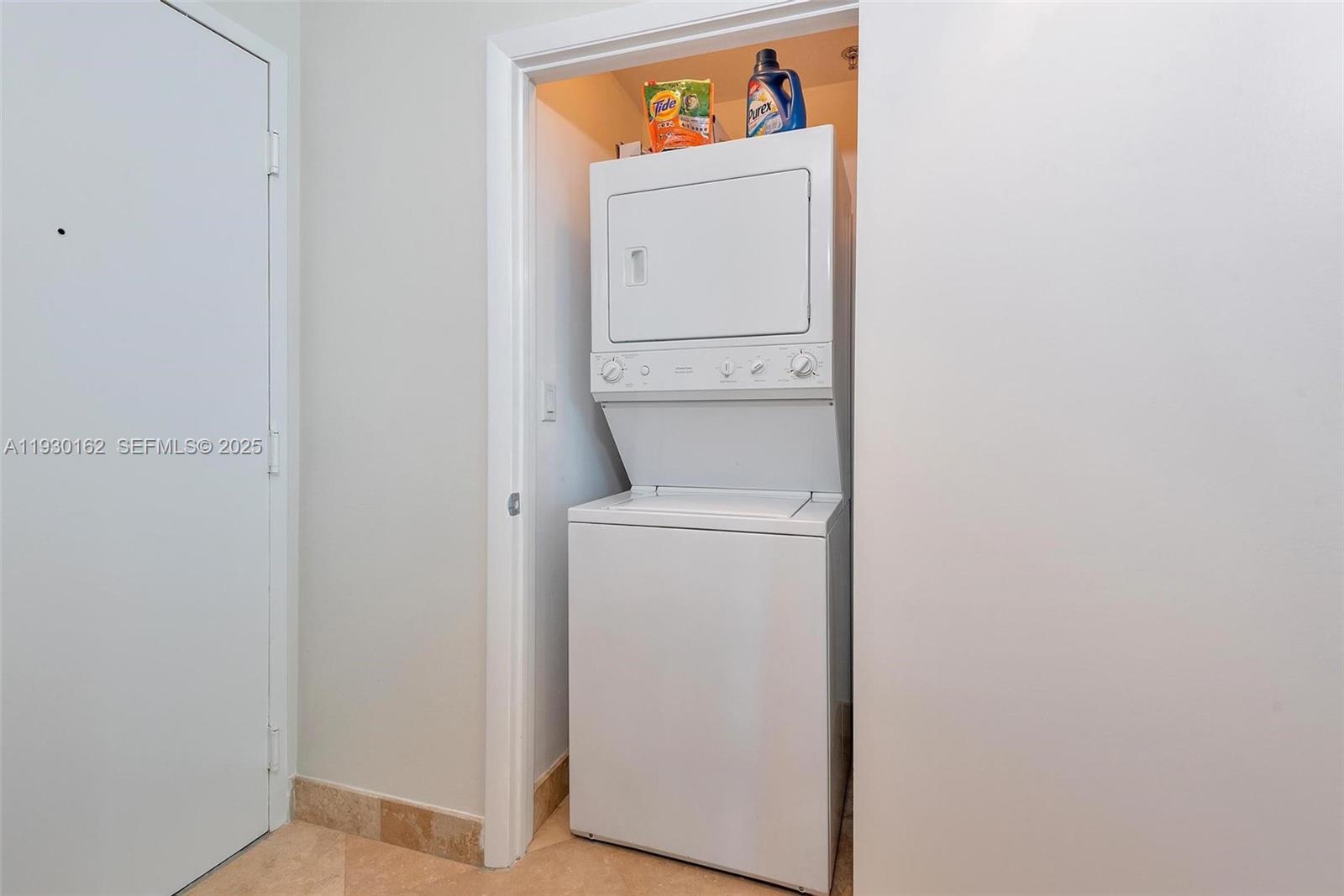 6515 Collins Ave #1110, Miami Beach FL 33141