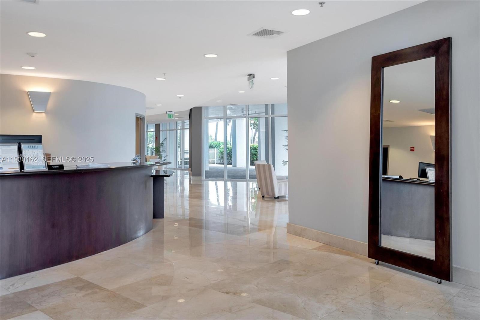 6515 Collins Ave #1110, Miami Beach FL 33141