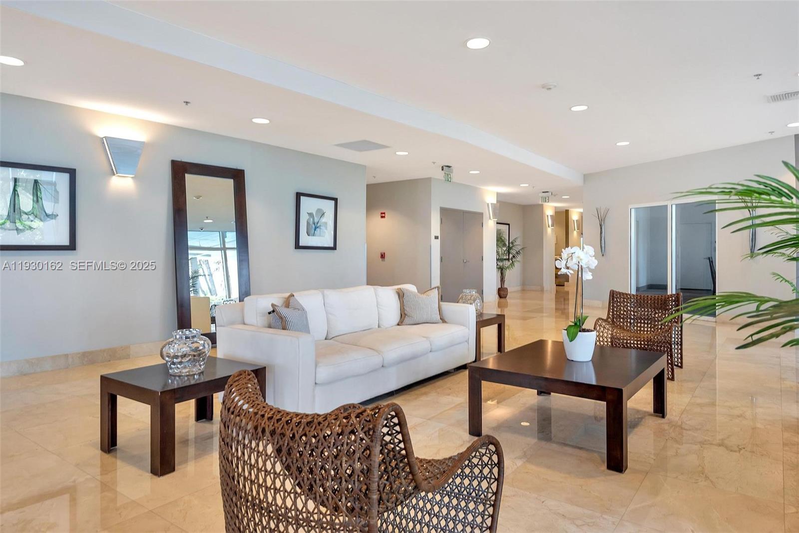 6515 Collins Ave #1110, Miami Beach FL 33141