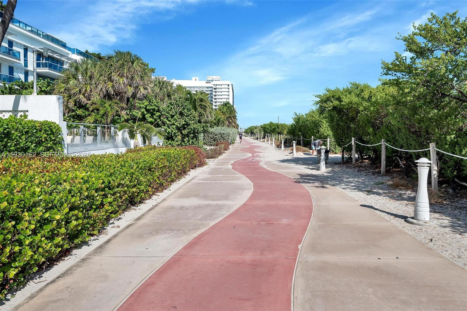 6515 Collins Ave #1110, Miami Beach FL 33141