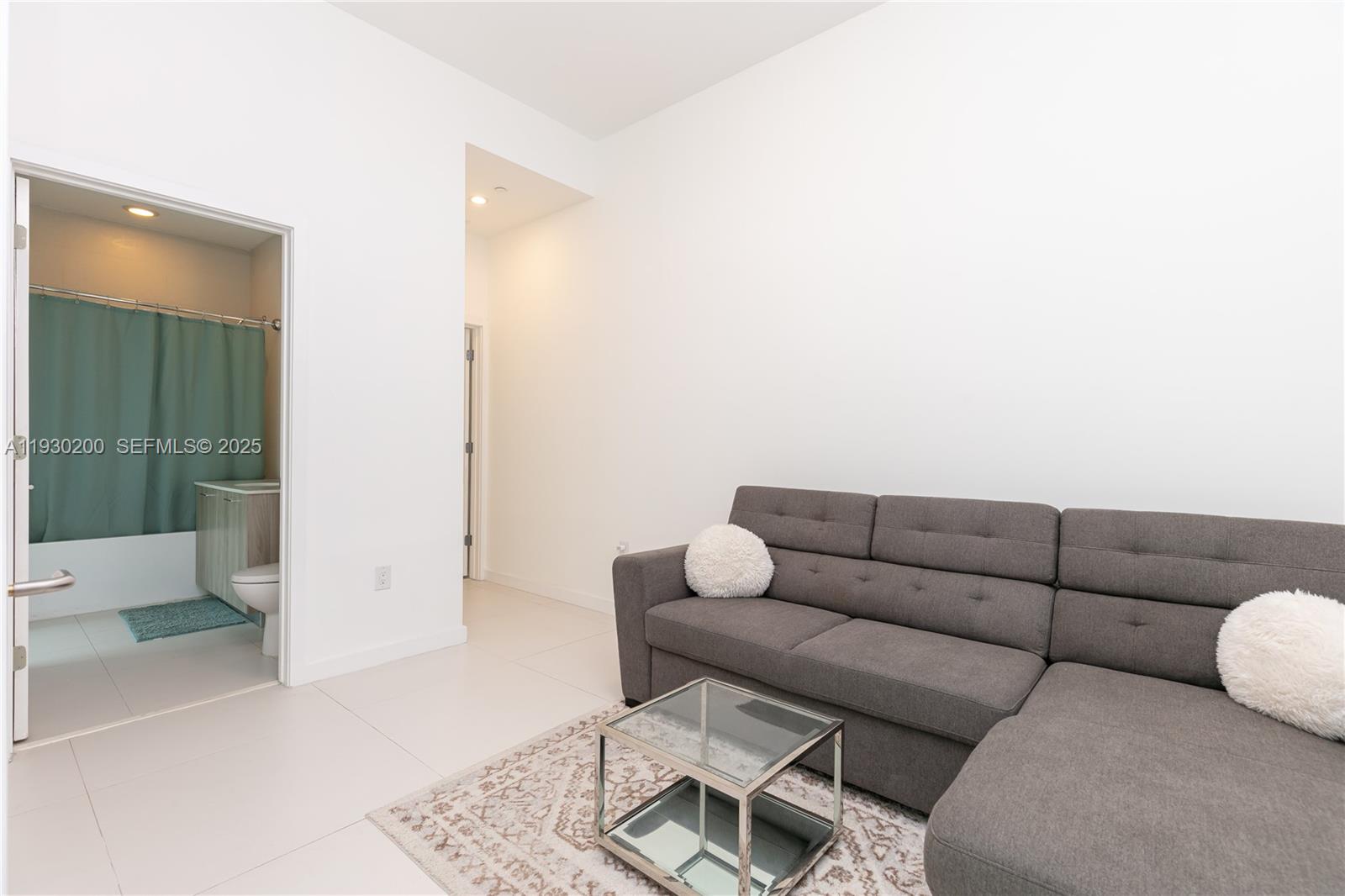 501 NE 31st St #307, Miami FL 33137