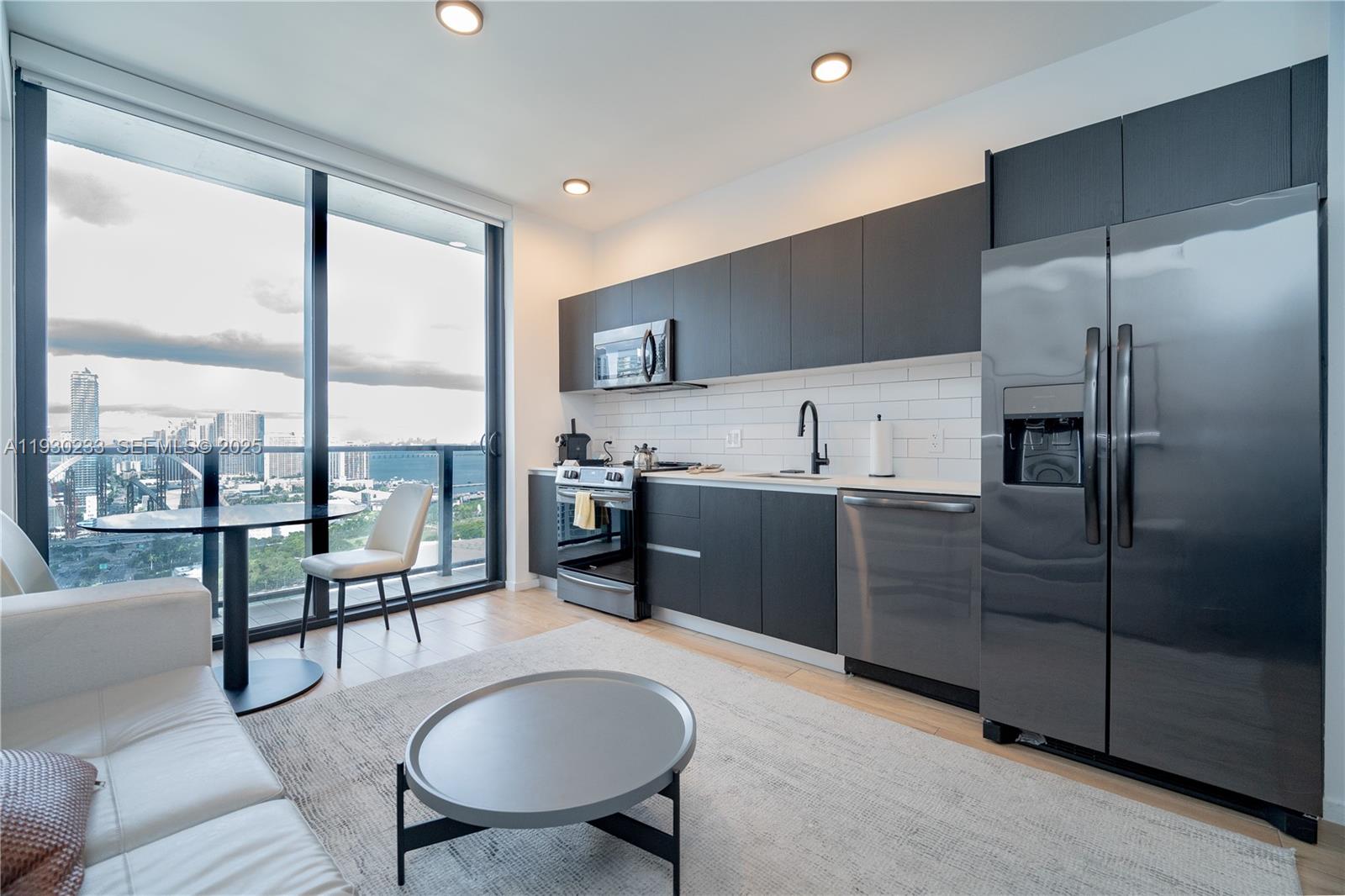 398 NE 5th St #2602, Miami FL 33132