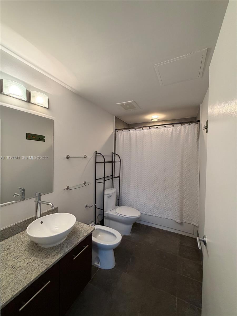3029 NE 188th St #303, Aventura FL 33180