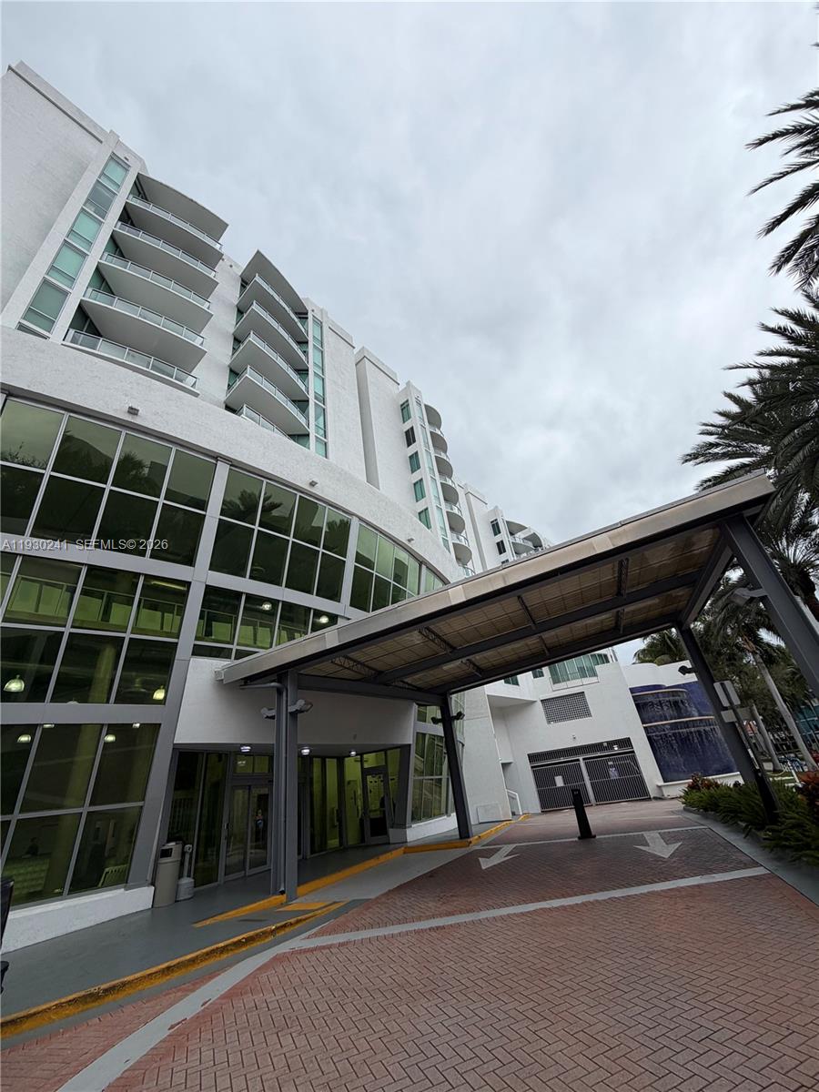3029 NE 188th St #303, Aventura FL 33180