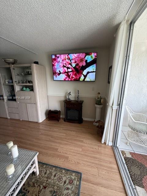 324 SE 10th St #207, Dania Beach FL 33004