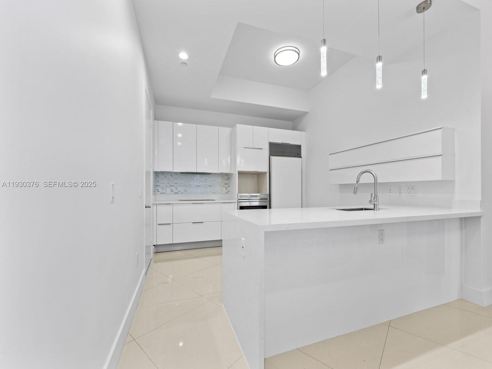 15811 Collins Ave #3707, Sunny Isles Beach FL 33160