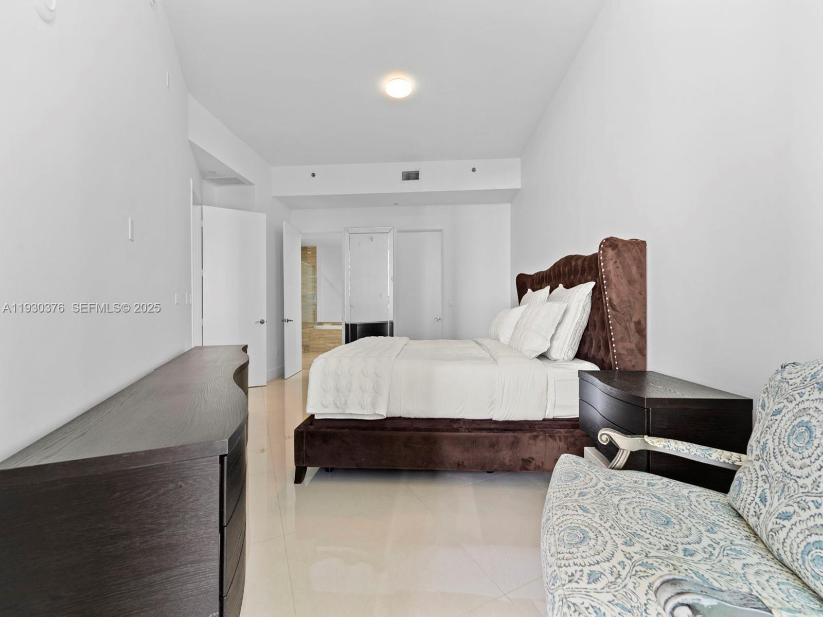 15811 Collins Ave #3707, Sunny Isles Beach FL 33160