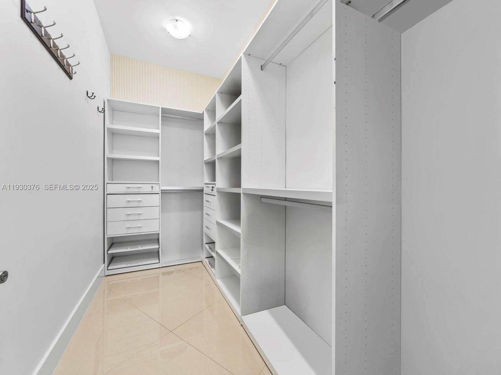 15811 Collins Ave #3707, Sunny Isles Beach FL 33160