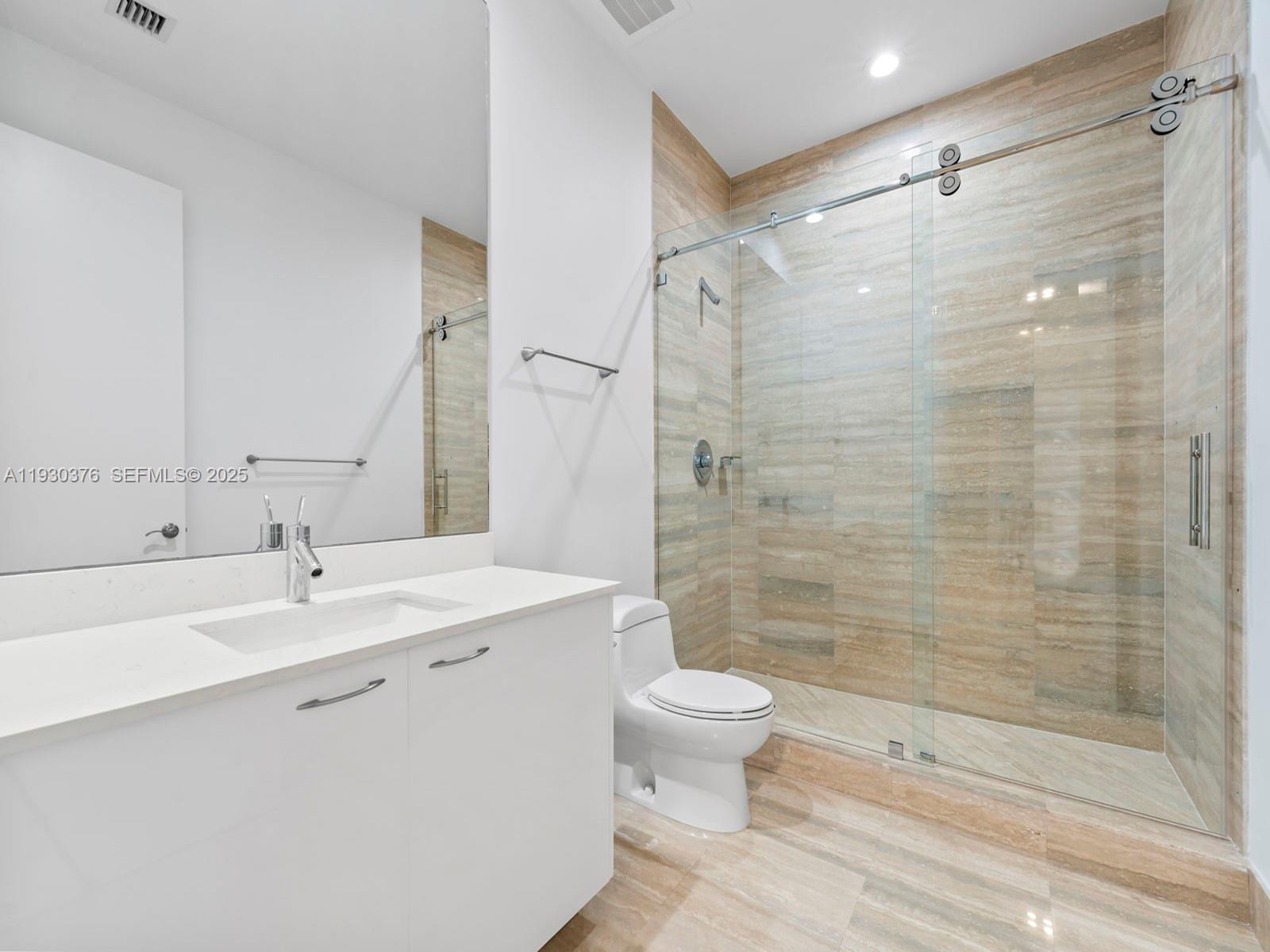 15811 Collins Ave #3707, Sunny Isles Beach FL 33160