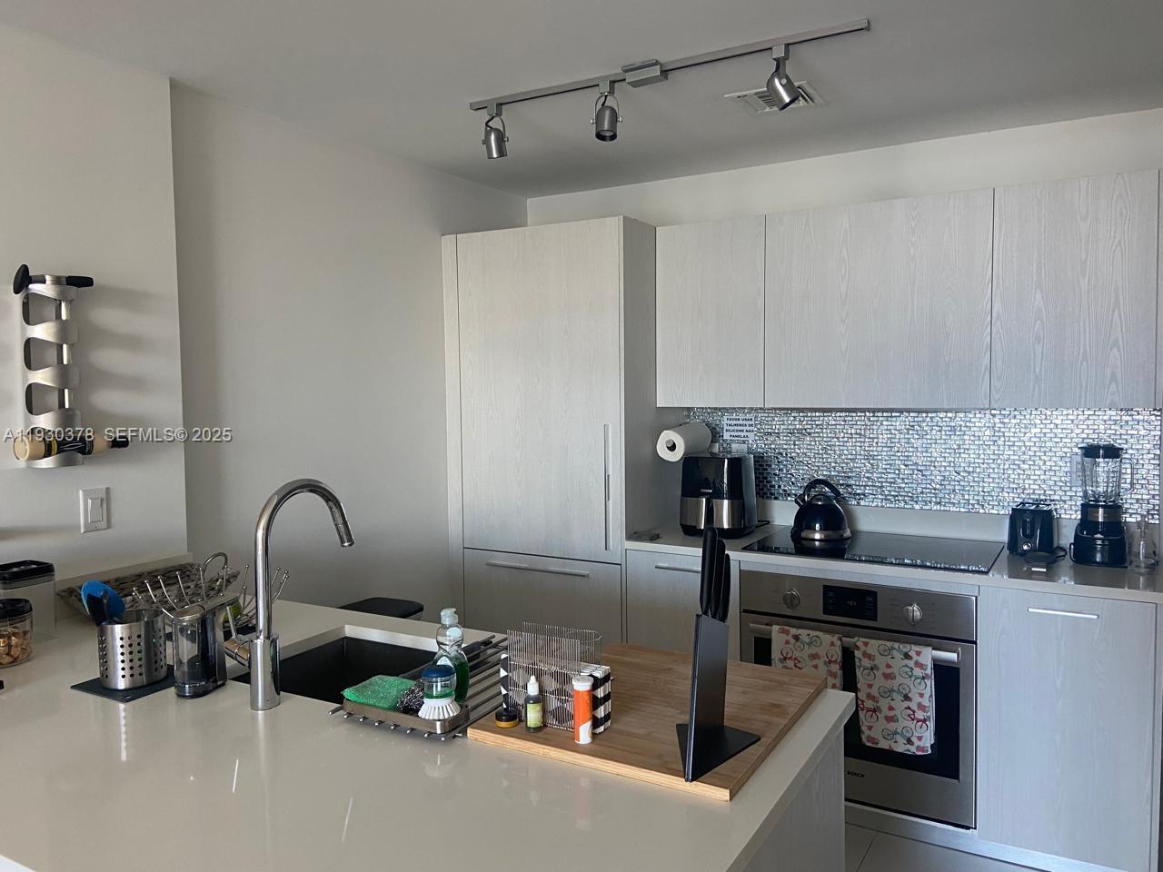 501 NE 31st St #604, Miami FL 33137