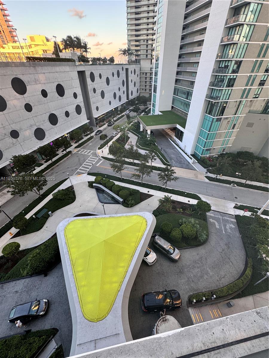 501 NE 31st St #604, Miami FL 33137
