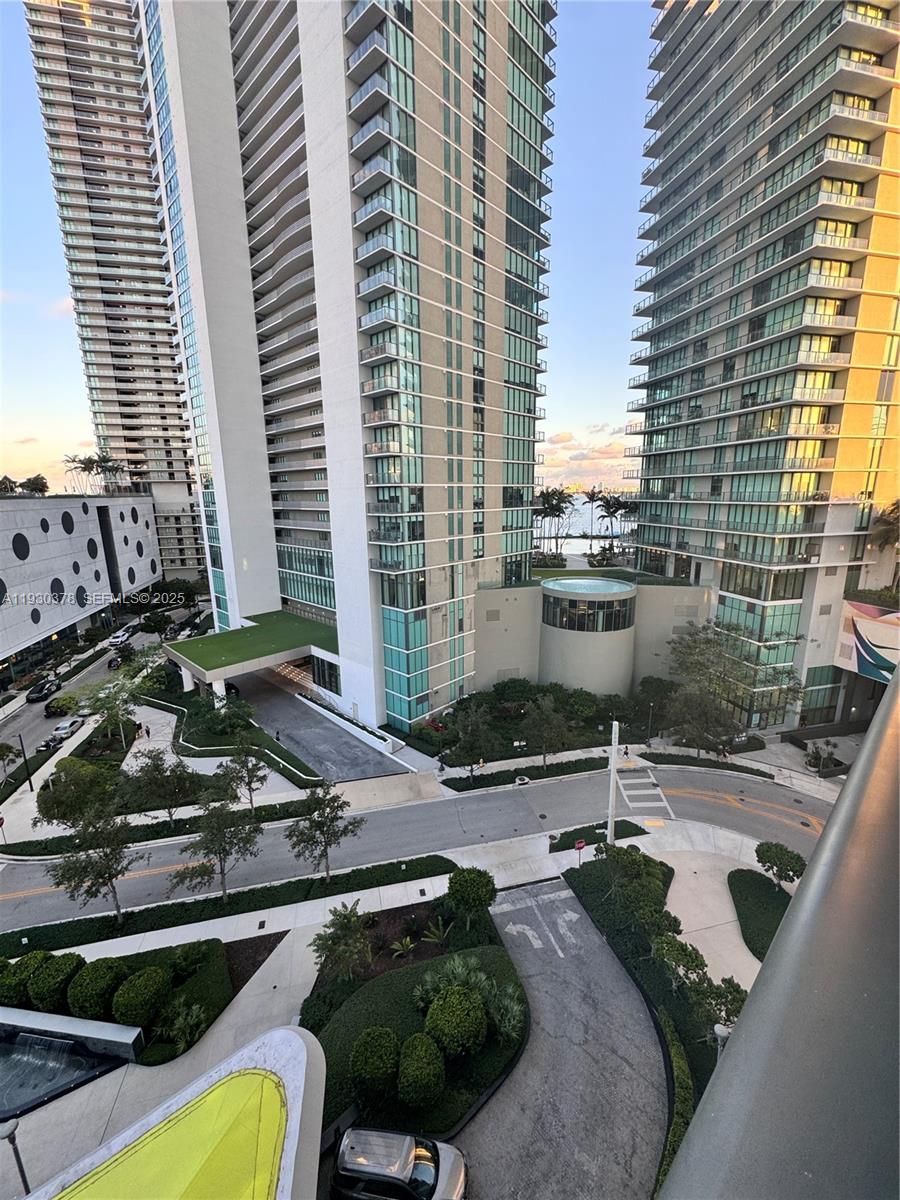 501 NE 31st St #604, Miami FL 33137