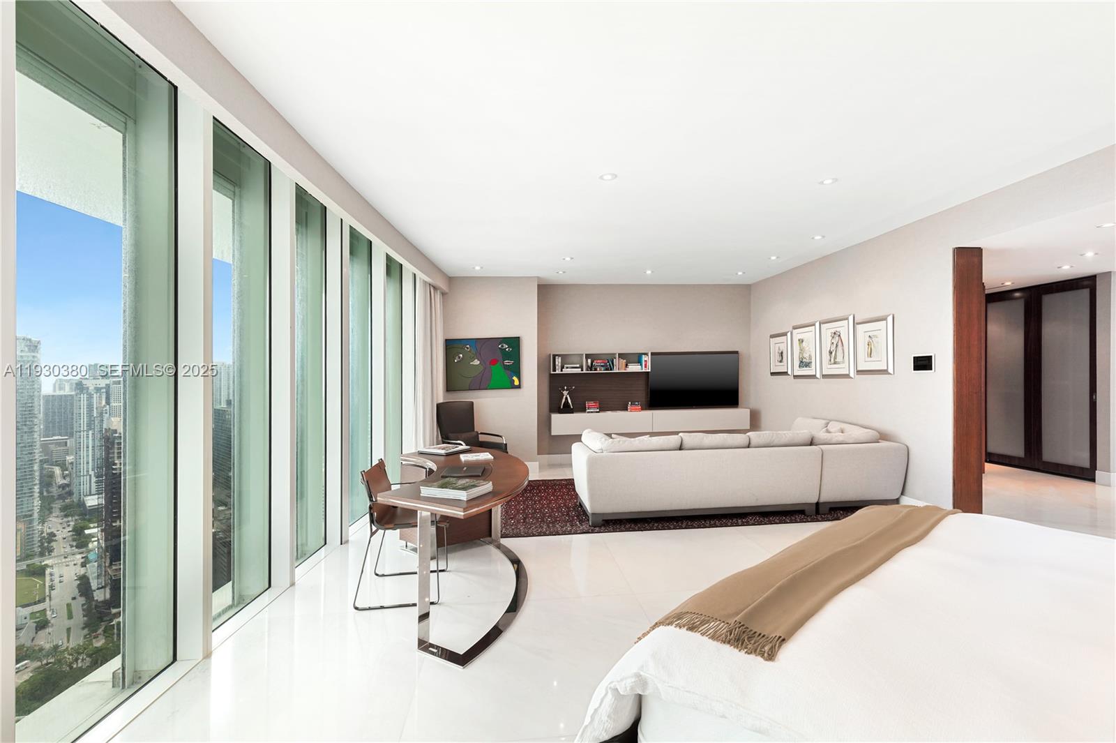 1643 Brickell #PH 4901 Dock, Miami FL 33129
