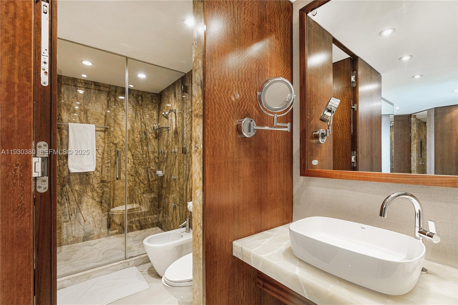 1643 Brickell #PH 4901 Dock, Miami FL 33129