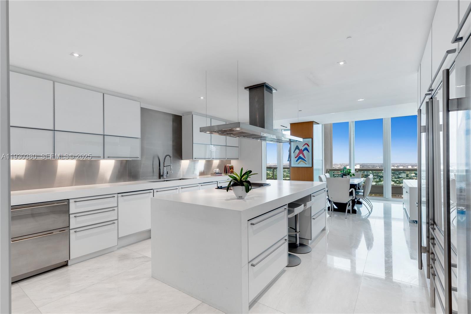 1643 Brickell #PH 4901 Dock, Miami FL 33129
